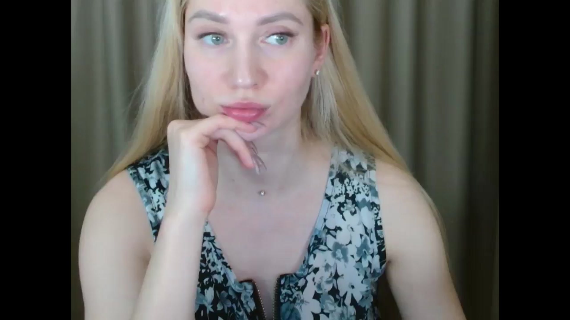 Gallery image thumbnail from Miss_Sylvia's myfreecams stream on, 03/14/2025, 18:51 image 2 of 20