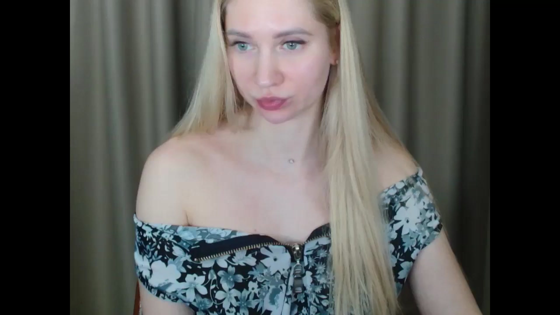 Gallery image thumbnail from Miss_Sylvia's myfreecams stream on, 03/14/2025, 19:06 image 11 of 20