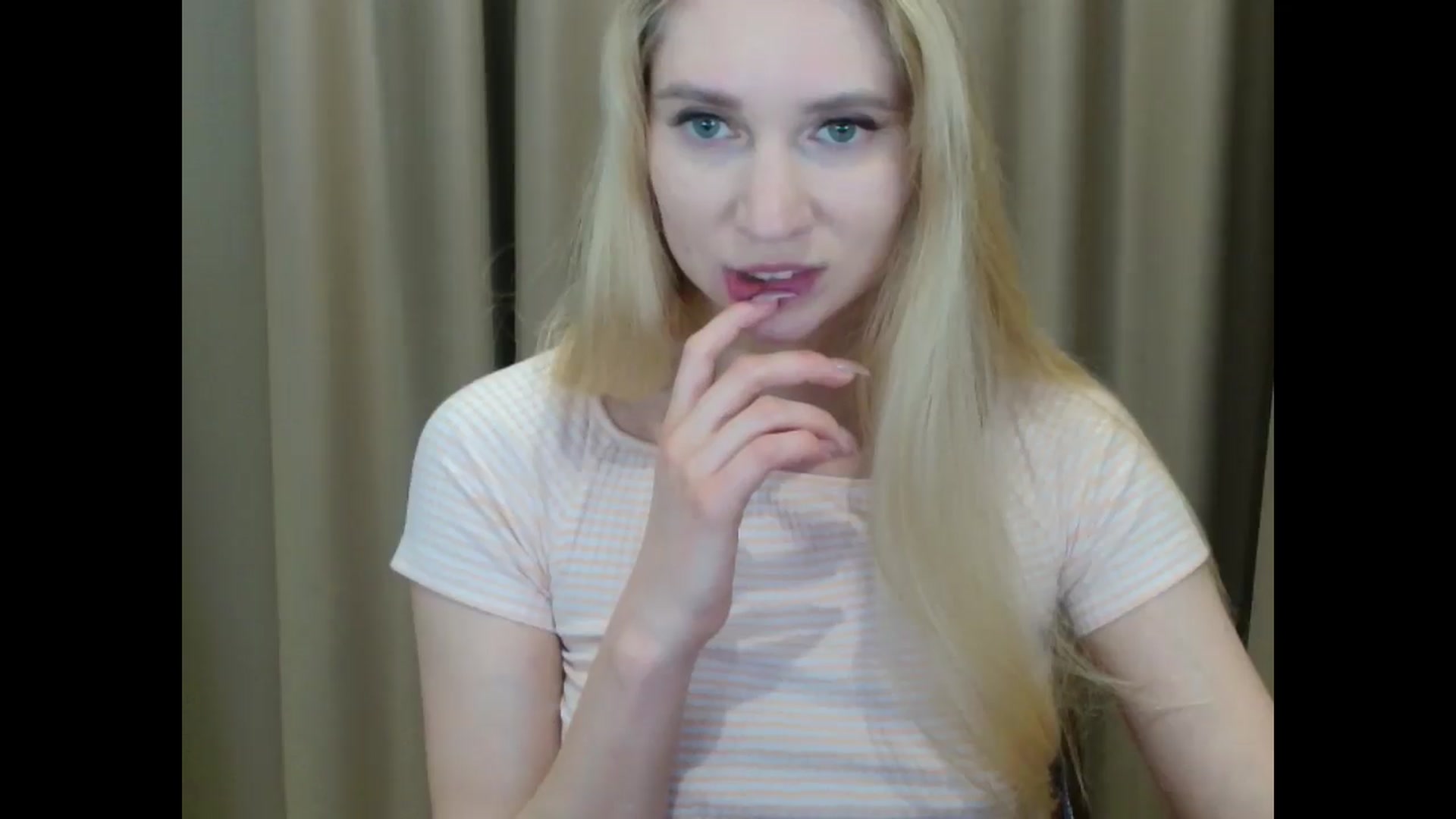 Gallery image thumbnail from Miss_Sylvia's myfreecams stream on, 03/15/2025, 21:10 image 12 of 20