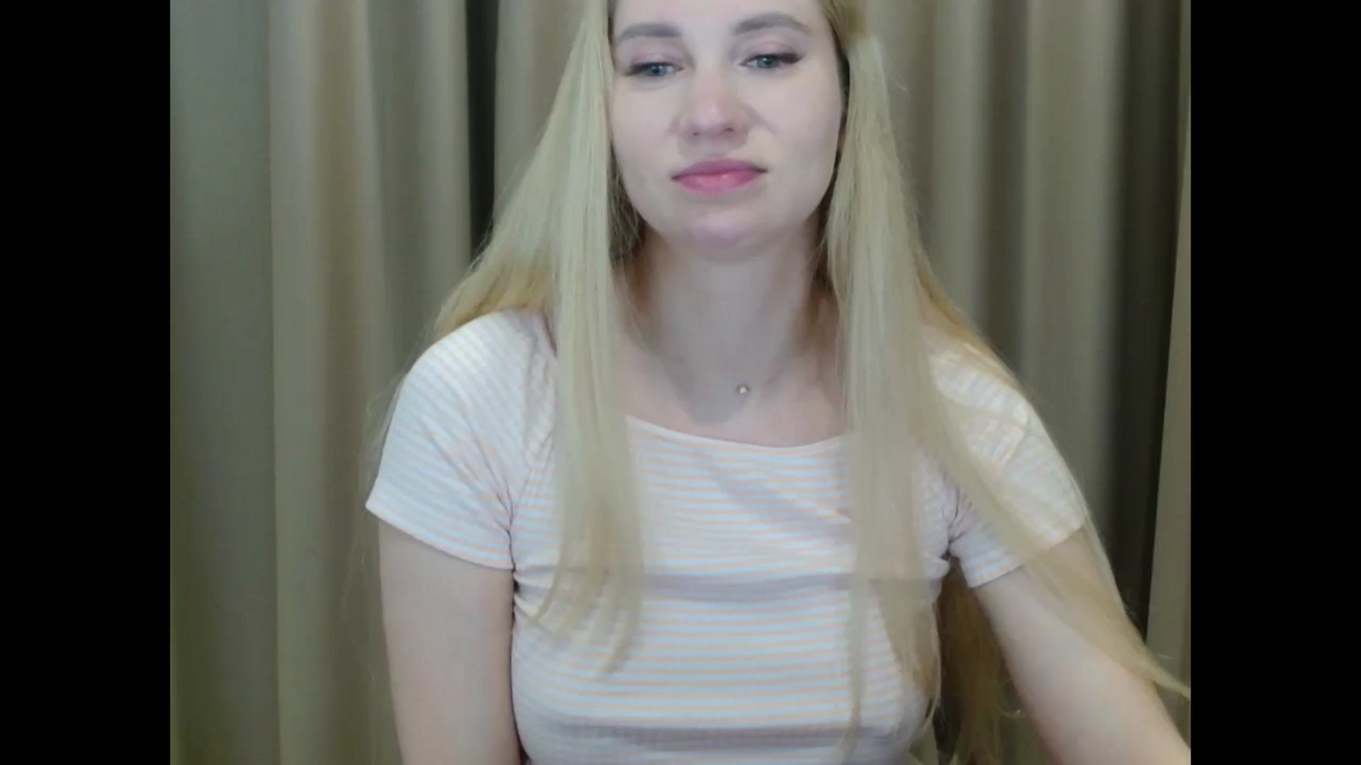 Gallery image thumbnail from Miss_Sylvia's myfreecams stream on, 03/15/2025, 22:45 image 15 of 20