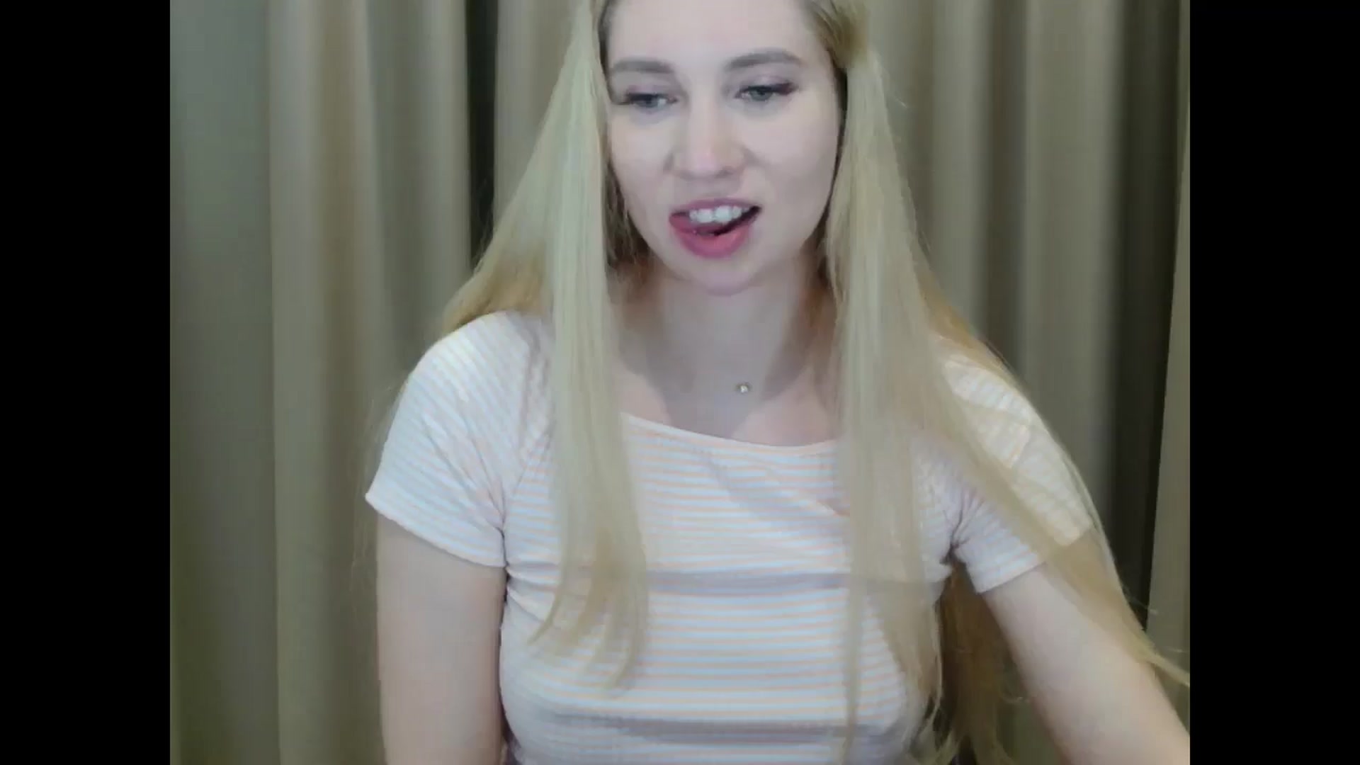 Gallery image thumbnail from Miss_Sylvia's myfreecams stream on, 03/15/2025, 22:45 image 14 of 20