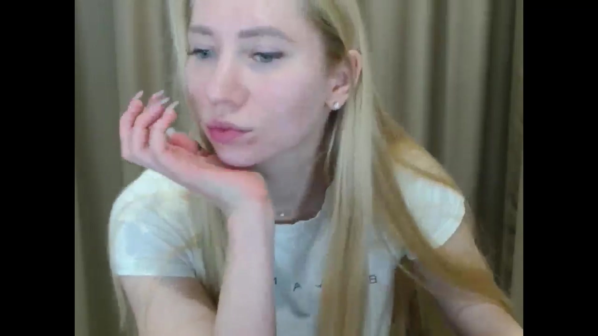 Gallery image thumbnail from Miss_Sylvia's myfreecams stream on, 03/18/2025, 19:11 image 17 of 20
