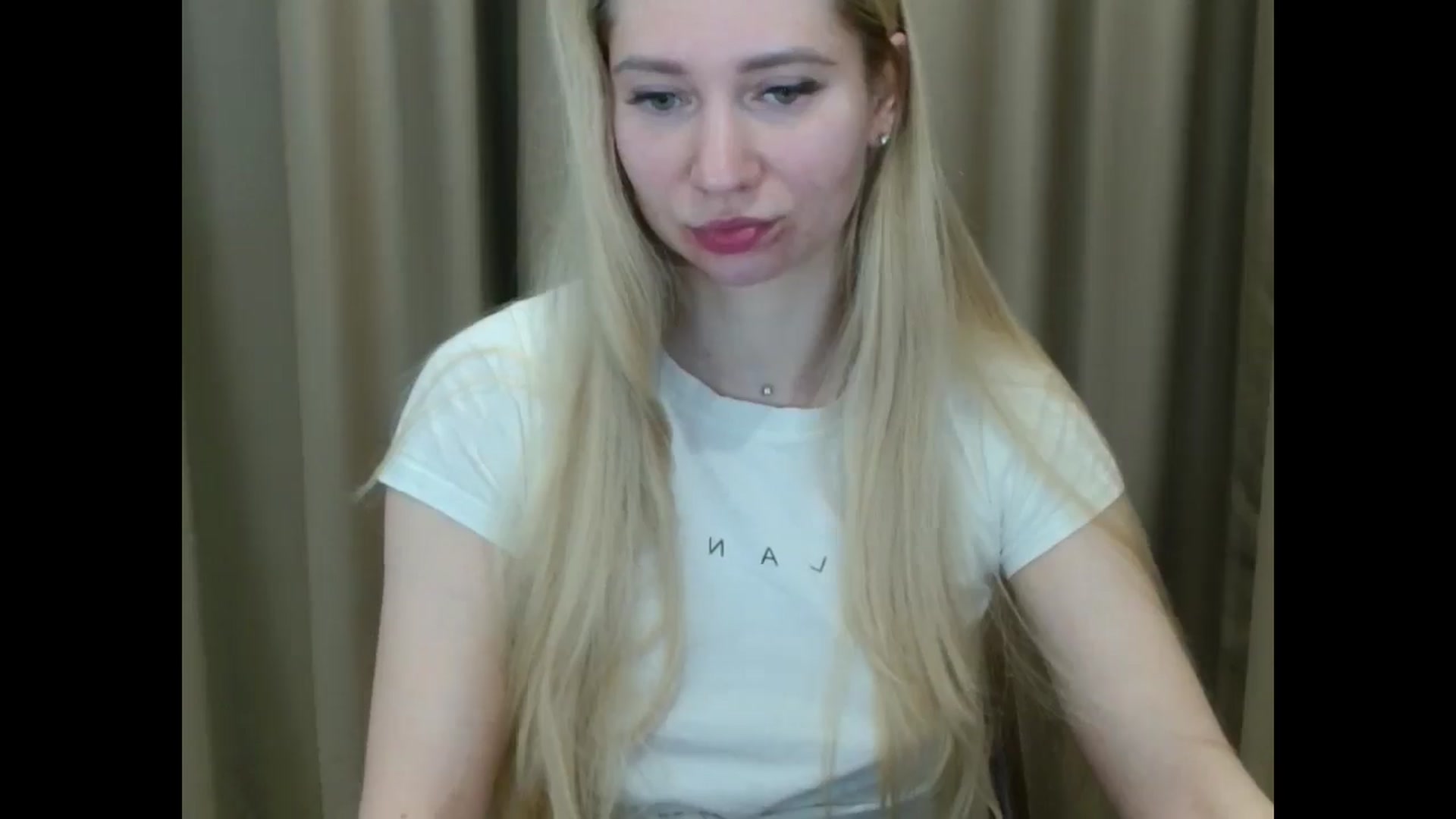 Gallery image thumbnail from Miss_Sylvia's myfreecams stream on, 03/18/2025, 19:11 image 18 of 20