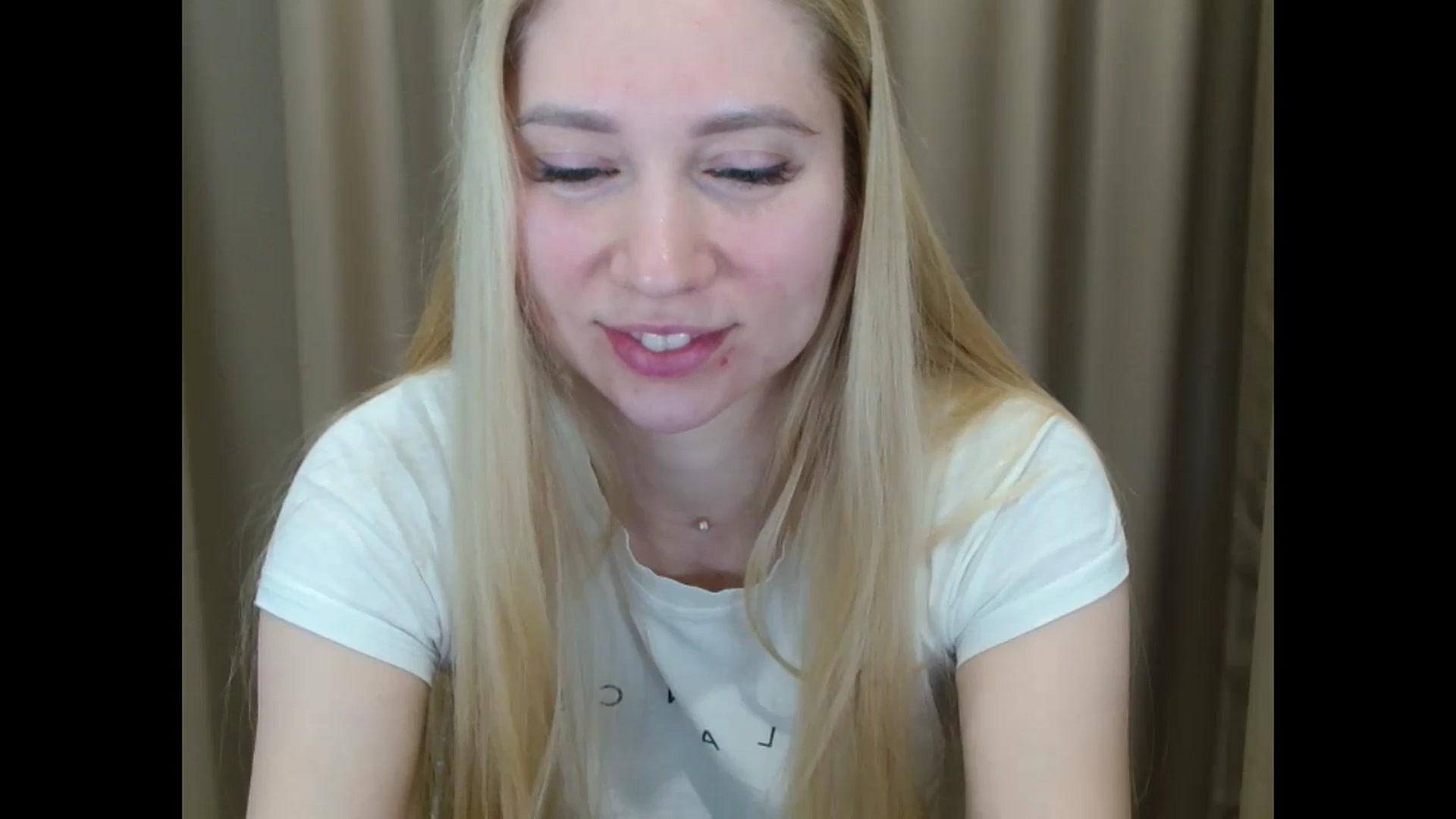 Gallery image thumbnail from Miss_Sylvia's myfreecams stream on, 03/18/2025, 21:44 image 6 of 20