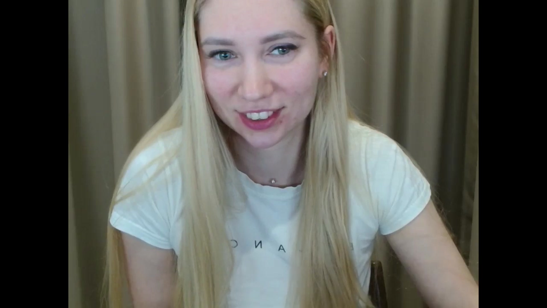 Gallery image thumbnail from Miss_Sylvia's myfreecams stream on, 03/18/2025, 21:44 image 13 of 20