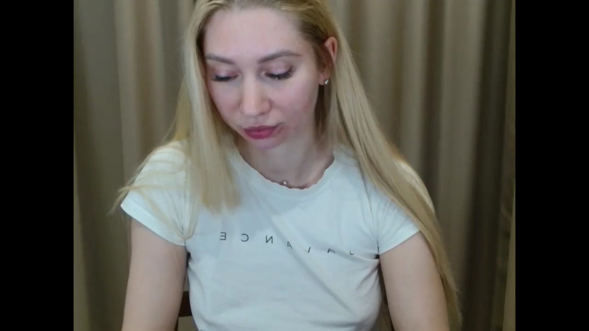 Gallery image thumbnail from Miss_Sylvia's myfreecams stream on, 03/18/2025, 22:27 image 1 of 20
