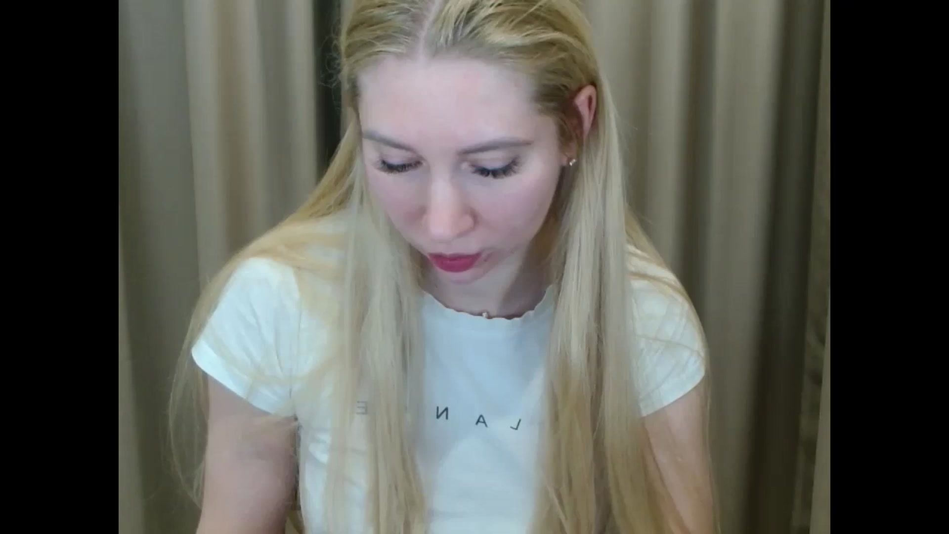 Gallery image thumbnail from Miss_Sylvia's myfreecams stream on, 03/18/2025, 22:27 image 2 of 20