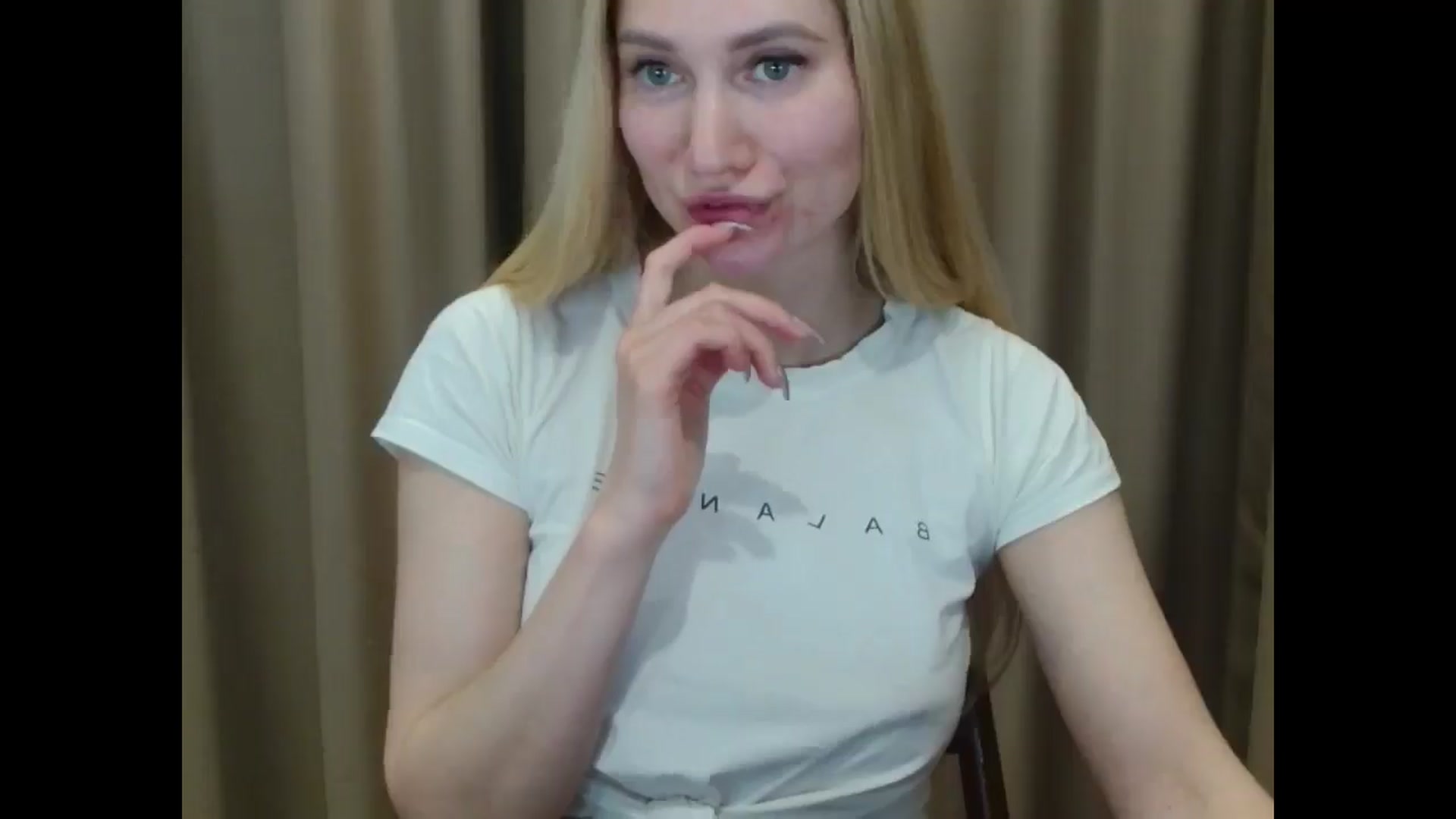 Gallery image thumbnail from Miss_Sylvia's myfreecams stream on, 03/18/2025, 23:07 image 14 of 20