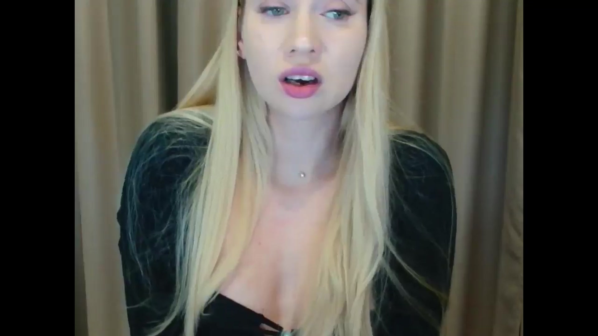 Gallery image thumbnail from Miss_Sylvia's myfreecams stream on, 03/19/2025, 18:21 image 4 of 20