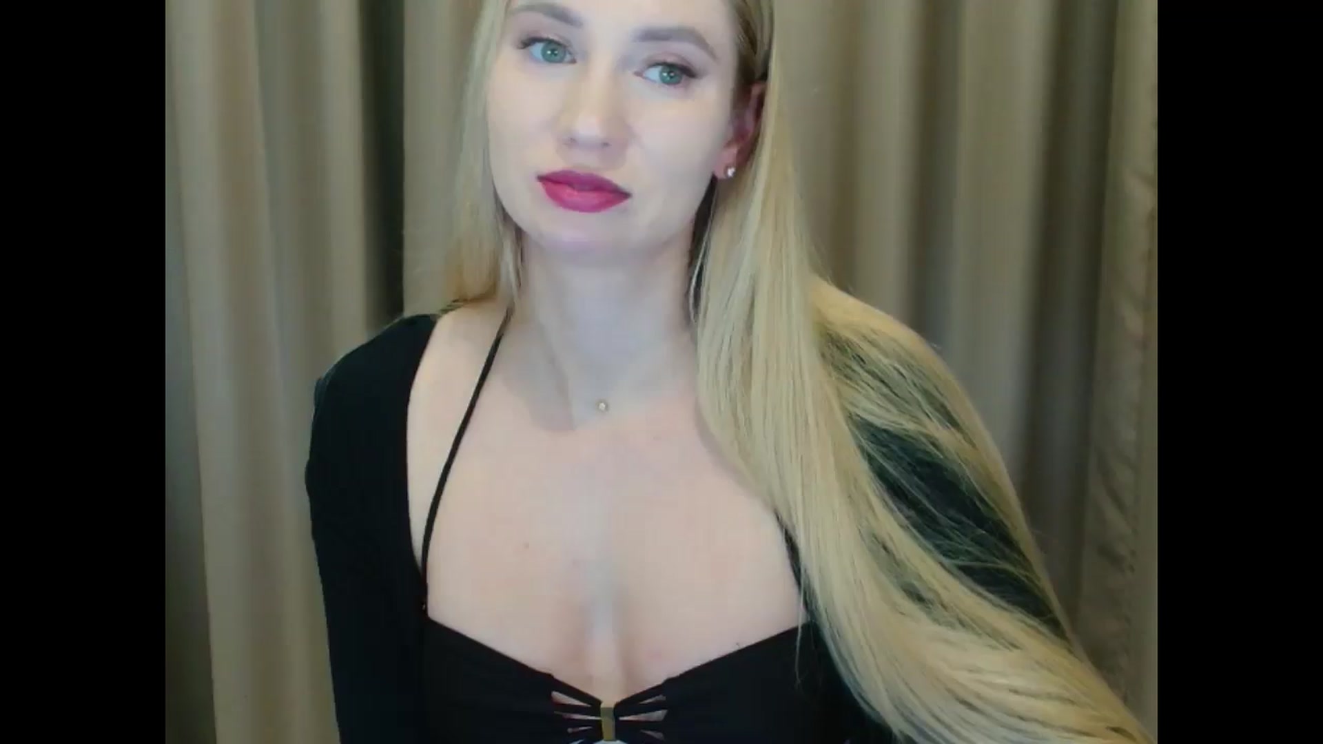 Gallery image thumbnail from Miss_Sylvia's myfreecams stream on, 03/19/2025, 19:44 image 18 of 20