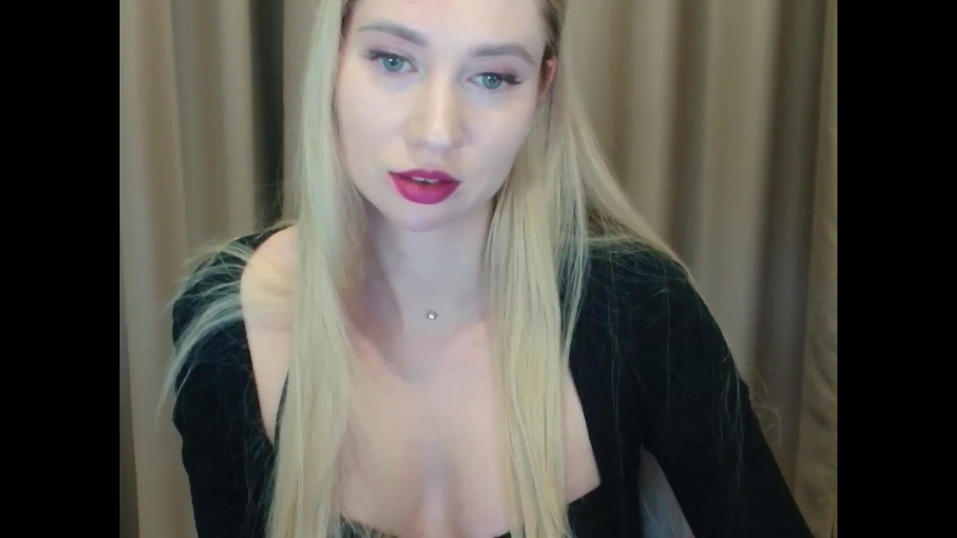 Gallery image thumbnail from Miss_Sylvia's myfreecams stream on, 03/19/2025, 19:44 image 4 of 20