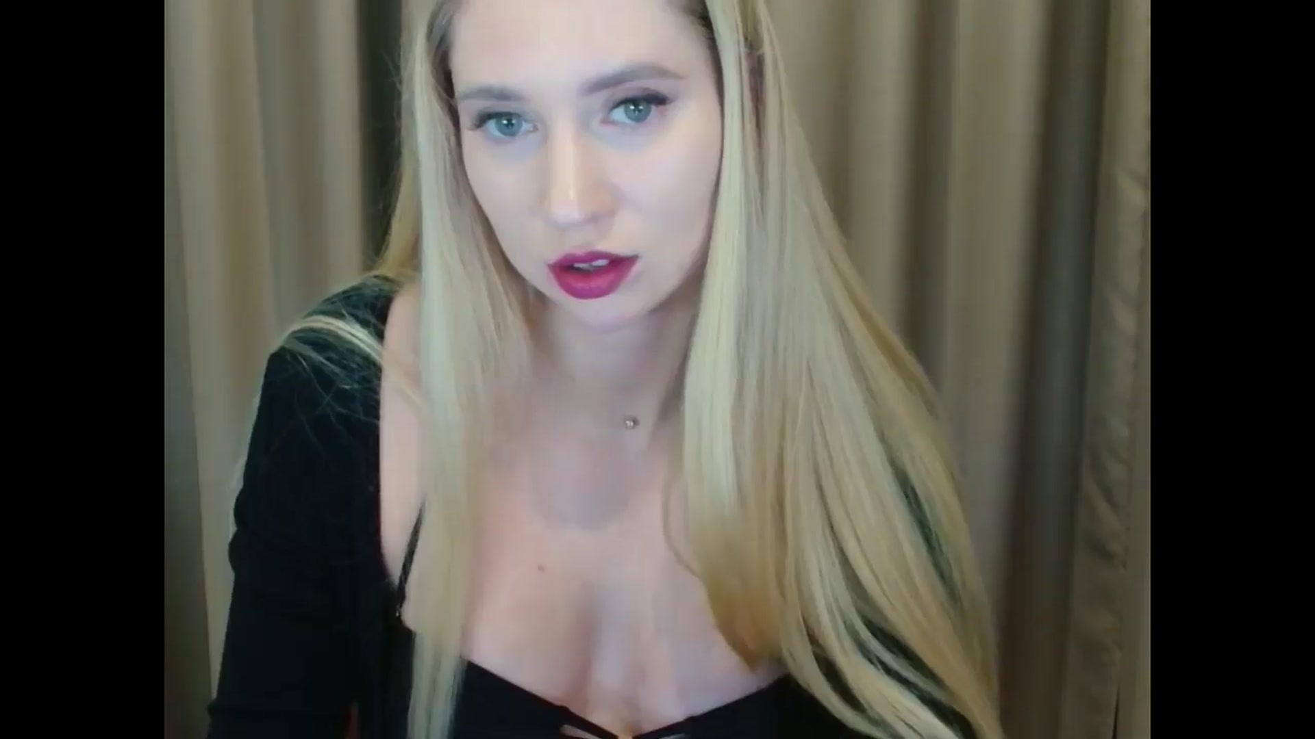 Gallery image thumbnail from Miss_Sylvia's myfreecams stream on, 03/19/2025, 19:44 image 12 of 20