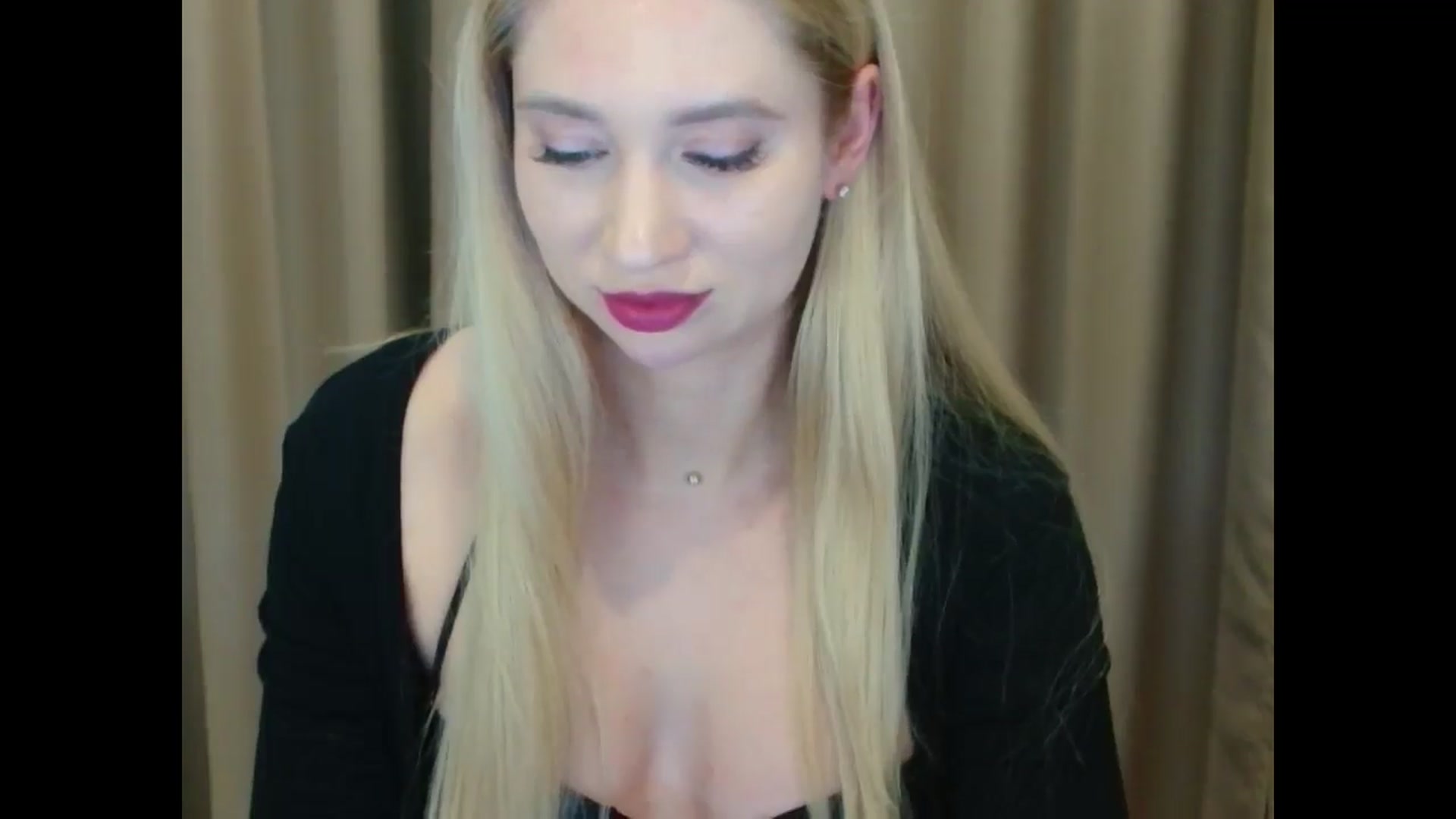 Gallery image thumbnail from Miss_Sylvia's myfreecams stream on, 03/19/2025, 19:44 image 5 of 20