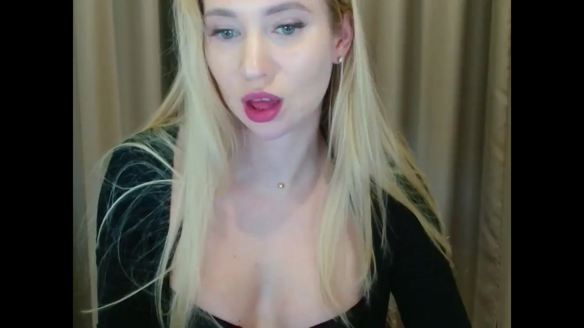 Gallery image thumbnail from Miss_Sylvia's myfreecams stream on, 03/19/2025, 22:28 image 17 of 20