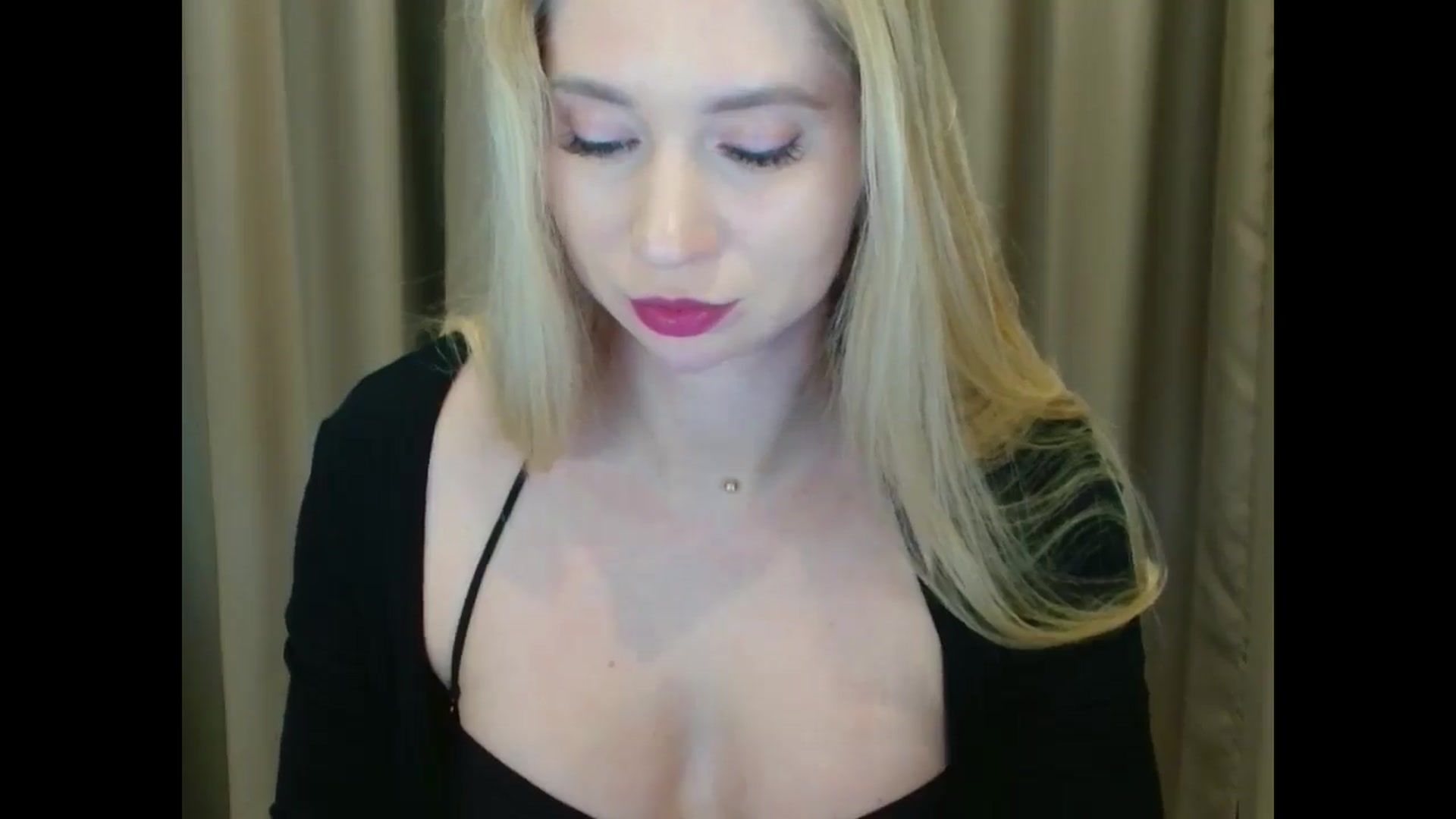 Gallery image thumbnail from Miss_Sylvia's myfreecams stream on, 03/19/2025, 22:28 image 8 of 20