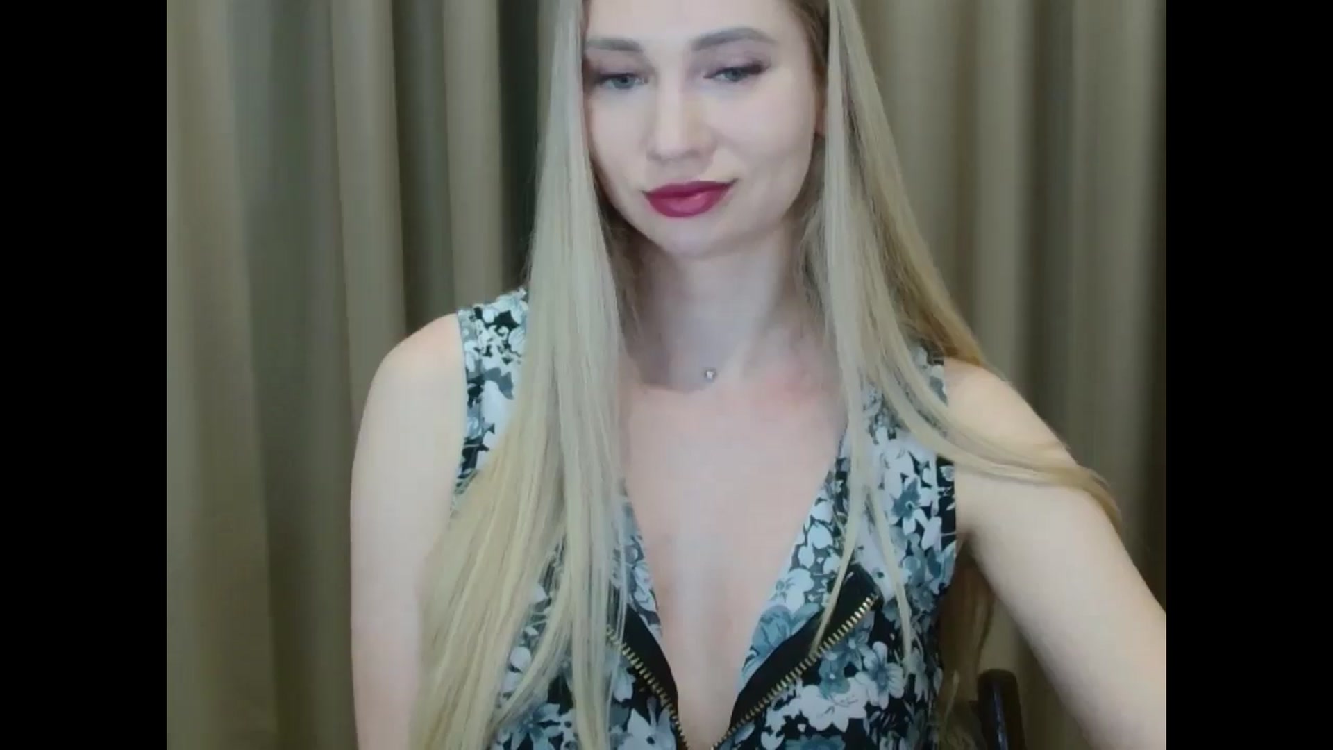 Gallery image thumbnail from Miss_Sylvia's myfreecams stream on, 03/20/2025, 20:49 image 2 of 20