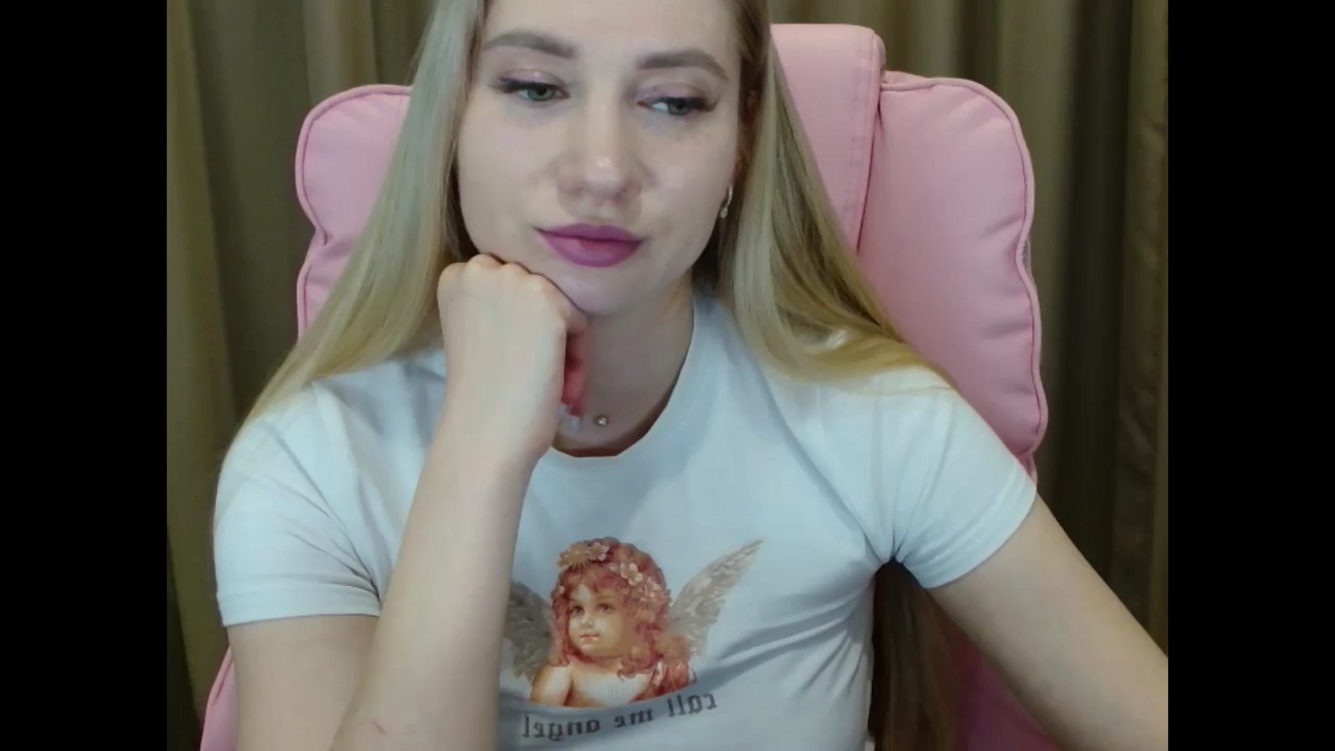 Gallery image thumbnail from Miss_Sylvia's myfreecams stream on, 03/21/2025, 19:54 image 1 of 20