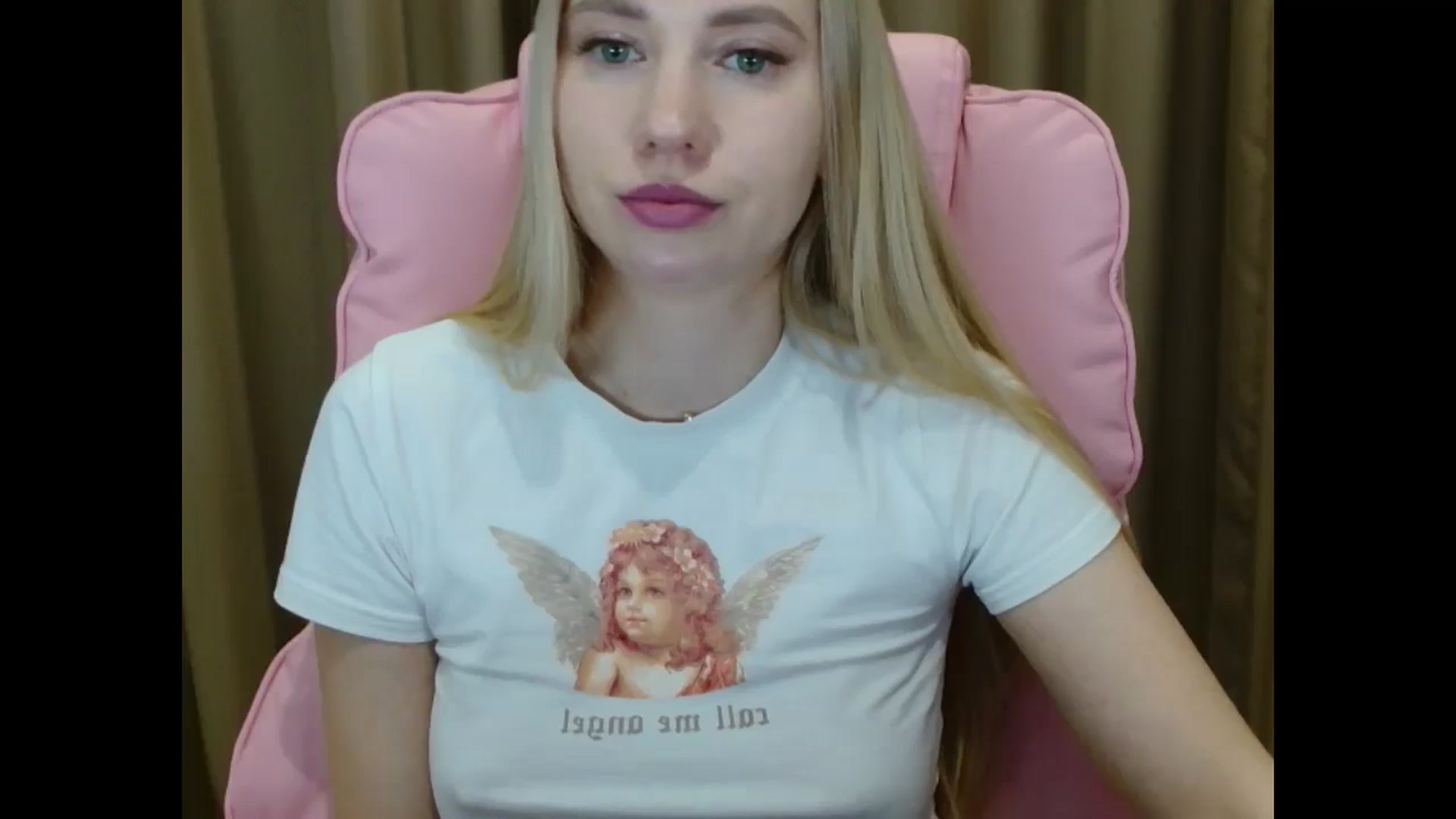 Gallery image thumbnail from Miss_Sylvia's myfreecams stream on, 03/21/2025, 19:54 image 6 of 20