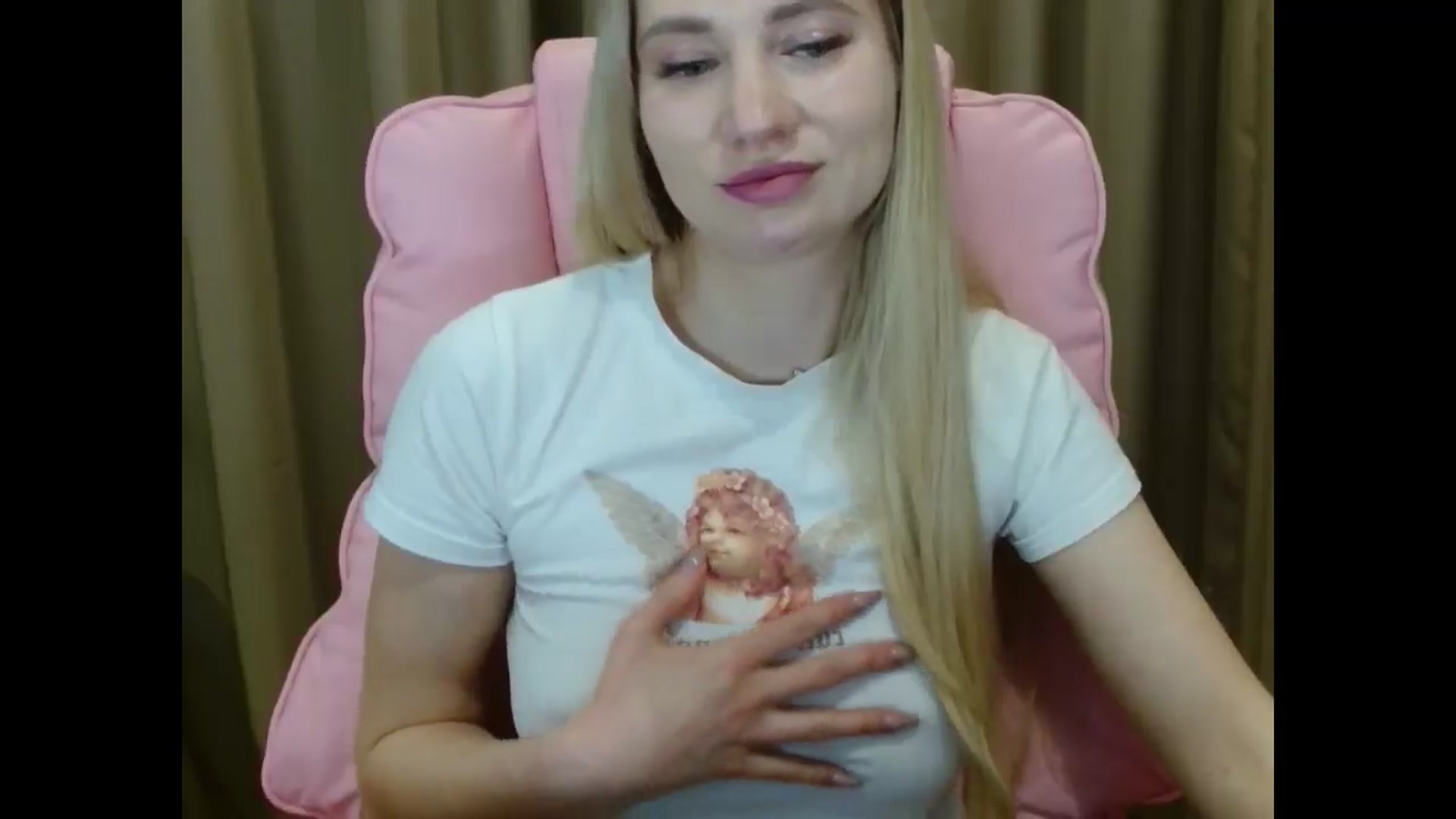 Gallery image thumbnail from Miss_Sylvia's myfreecams stream on, 03/21/2025, 19:54 image 19 of 20