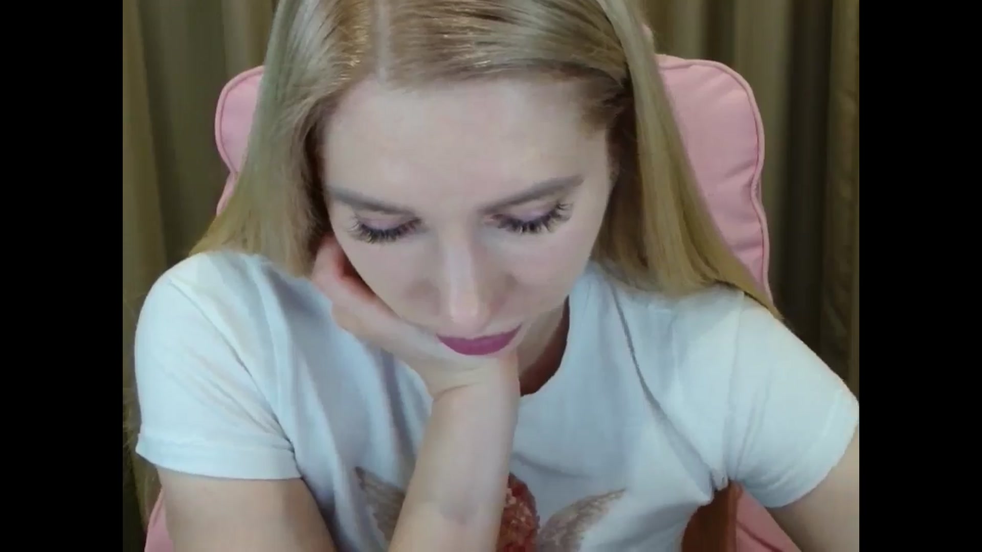 Gallery image thumbnail from Miss_Sylvia's myfreecams stream on, 03/21/2025, 19:54 image 5 of 20