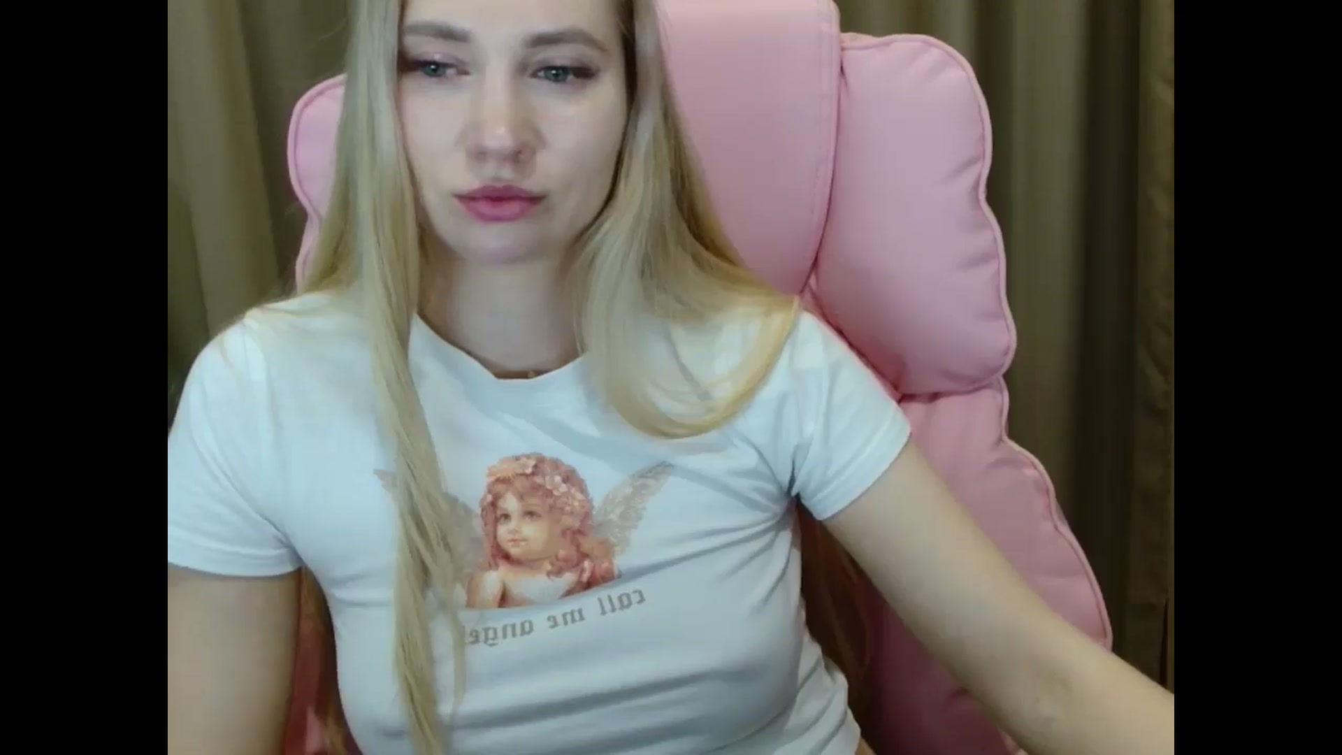 Gallery image thumbnail from Miss_Sylvia's myfreecams stream on, 03/21/2025, 21:16 image 13 of 20