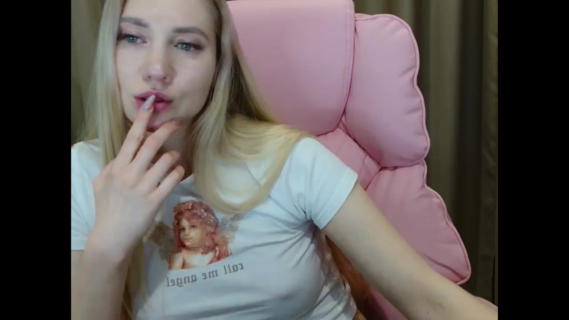 Gallery image thumbnail from Miss_Sylvia's myfreecams stream on, 03/21/2025, 21:16 image 20 of 20