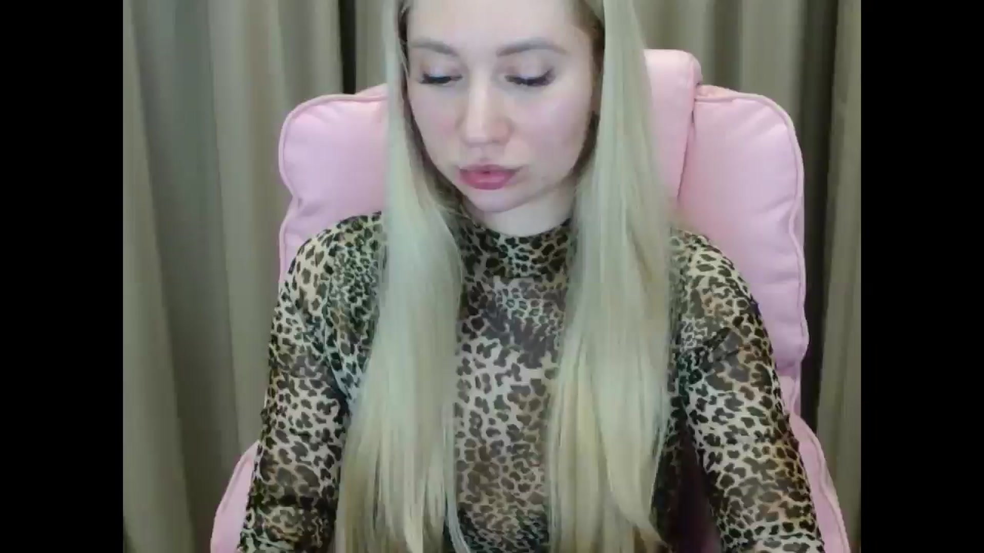 Gallery image thumbnail from Miss_Sylvia's myfreecams stream on, 03/26/2025, 20:49 image 20 of 20