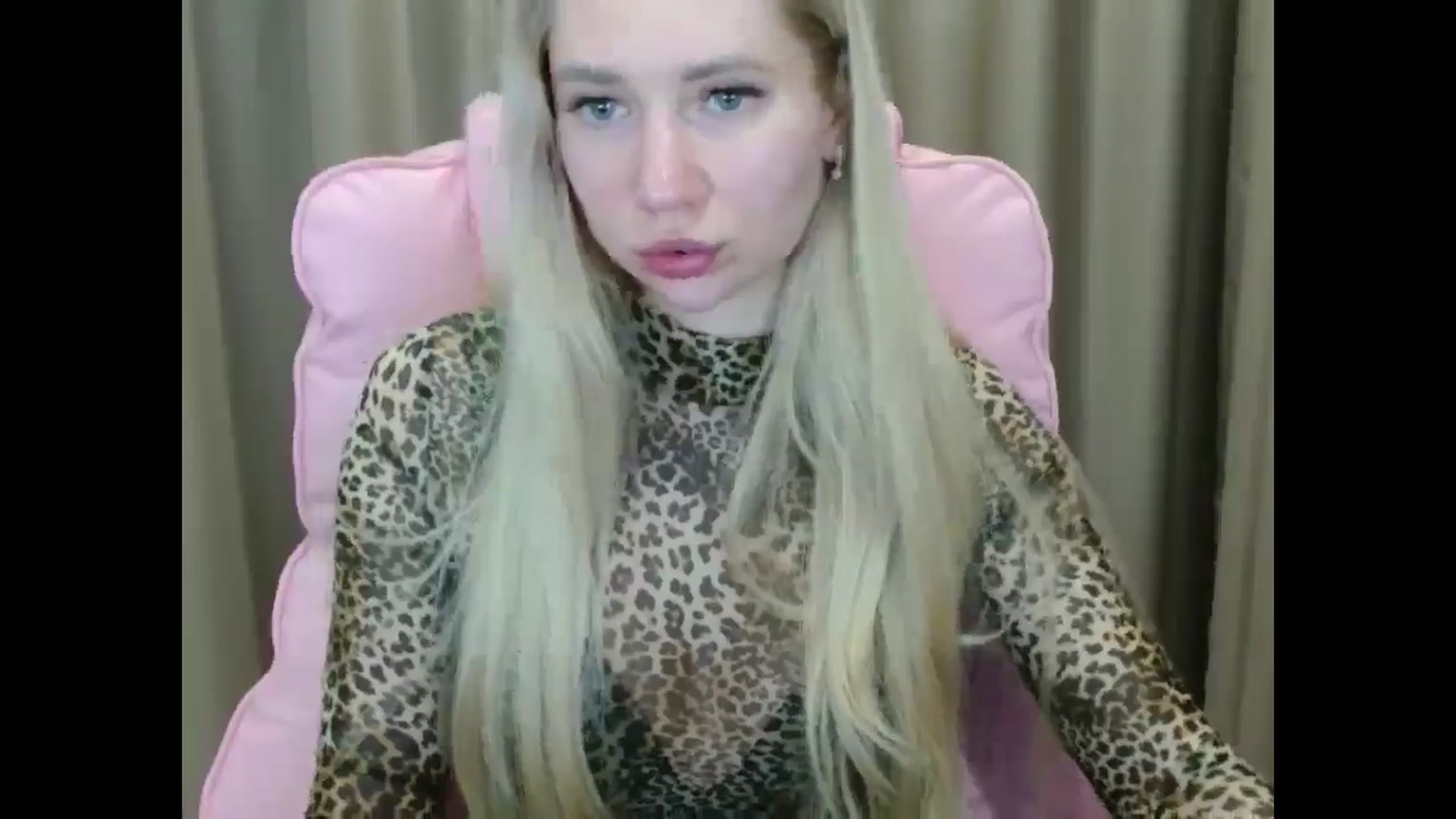 Gallery image thumbnail from Miss_Sylvia's myfreecams stream on, 03/26/2025, 22:16 image 9 of 20