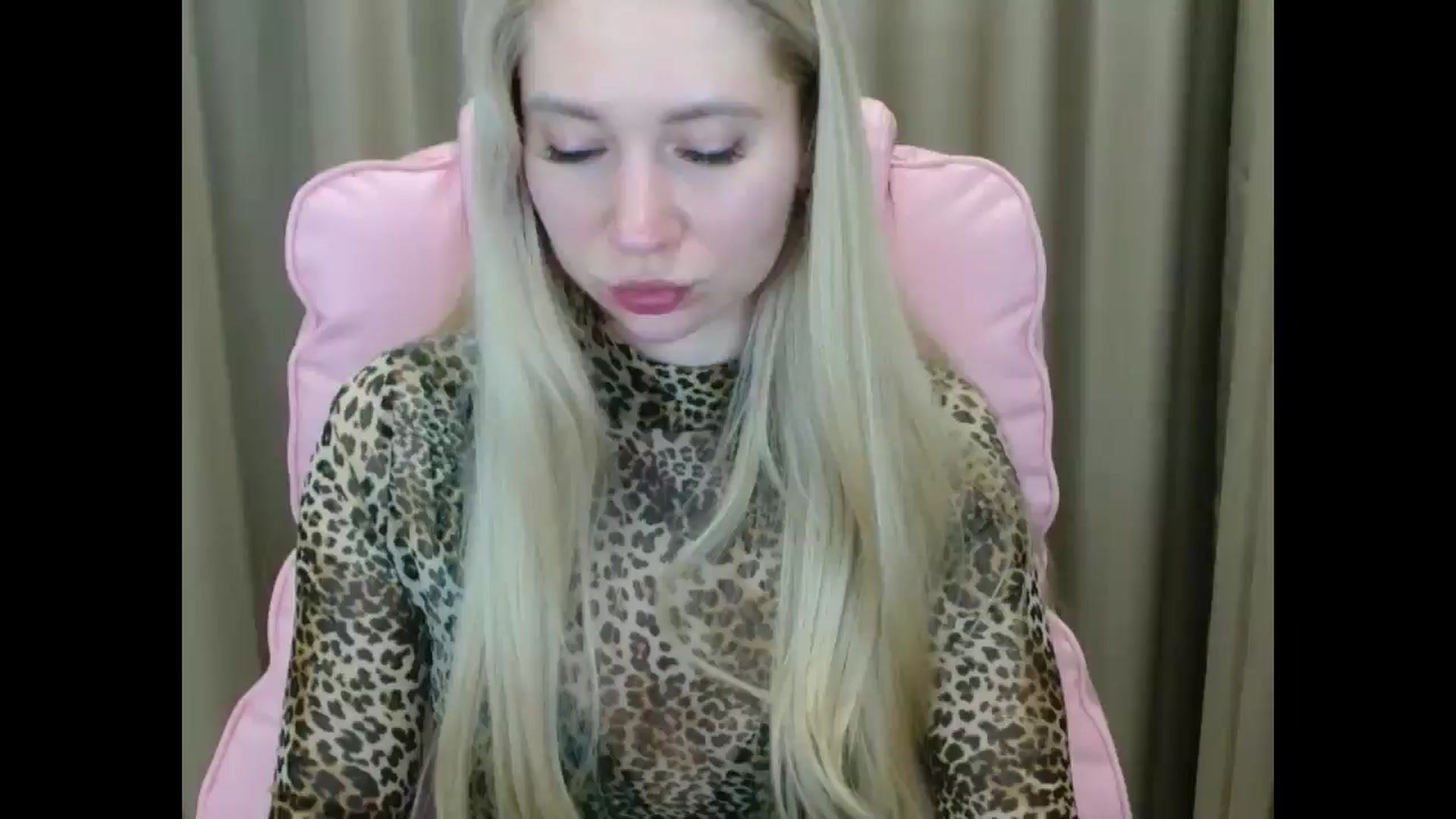 Gallery image thumbnail from Miss_Sylvia's myfreecams stream on, 03/26/2025, 22:16 image 15 of 20
