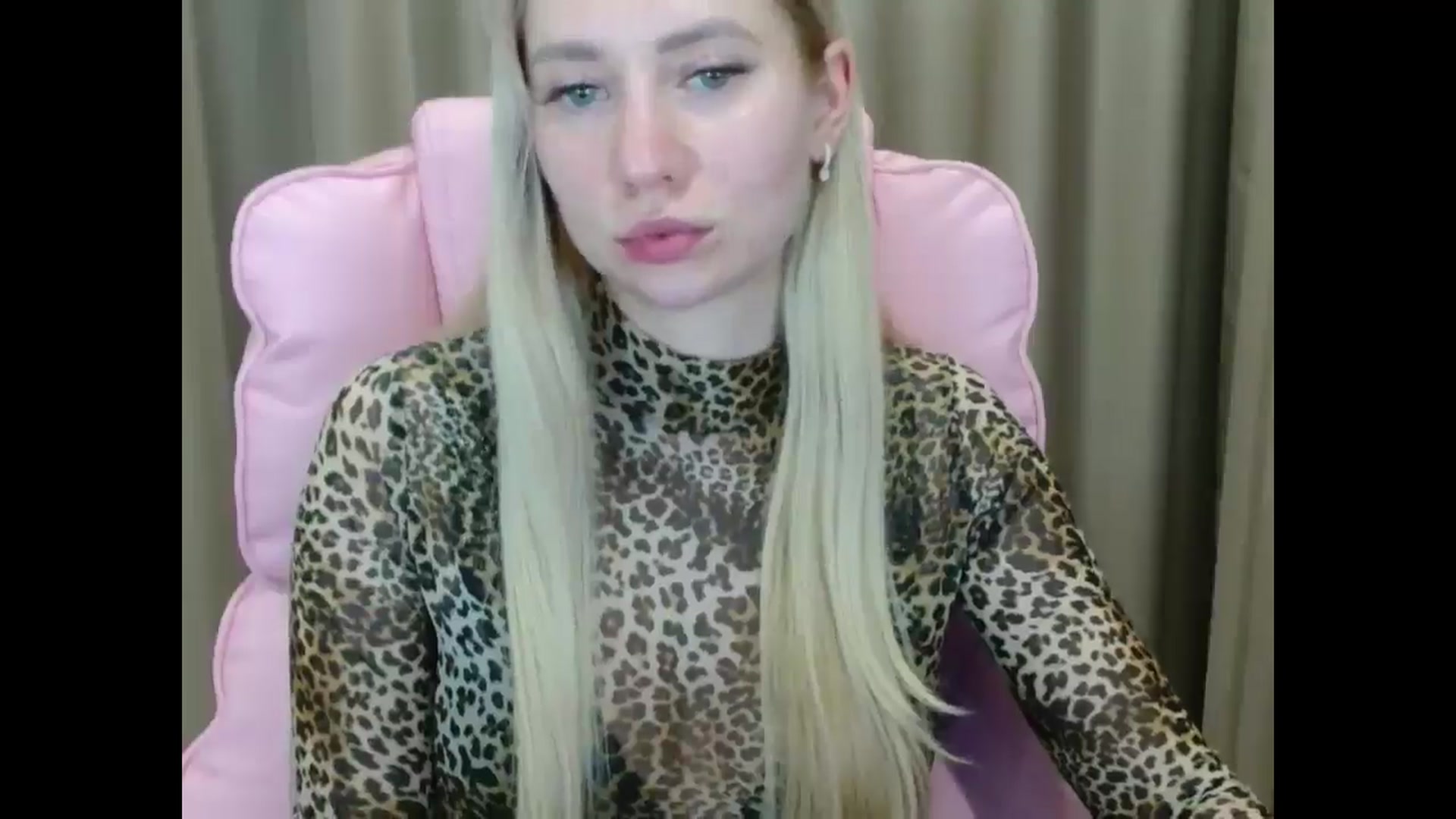Gallery image thumbnail from Miss_Sylvia's myfreecams stream on, 03/26/2025, 22:16 image 20 of 20