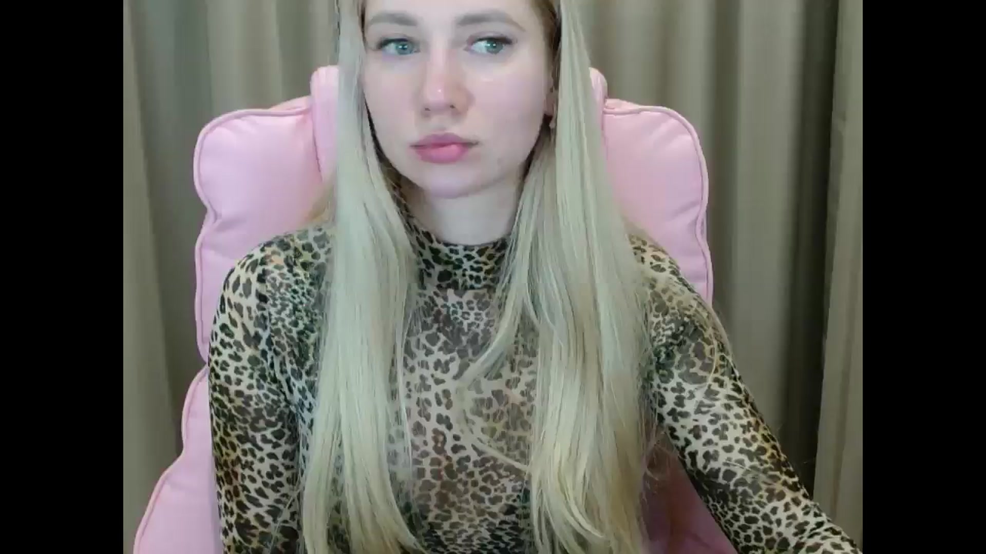 Gallery image thumbnail from Miss_Sylvia's myfreecams stream on, 03/26/2025, 22:16 image 14 of 20