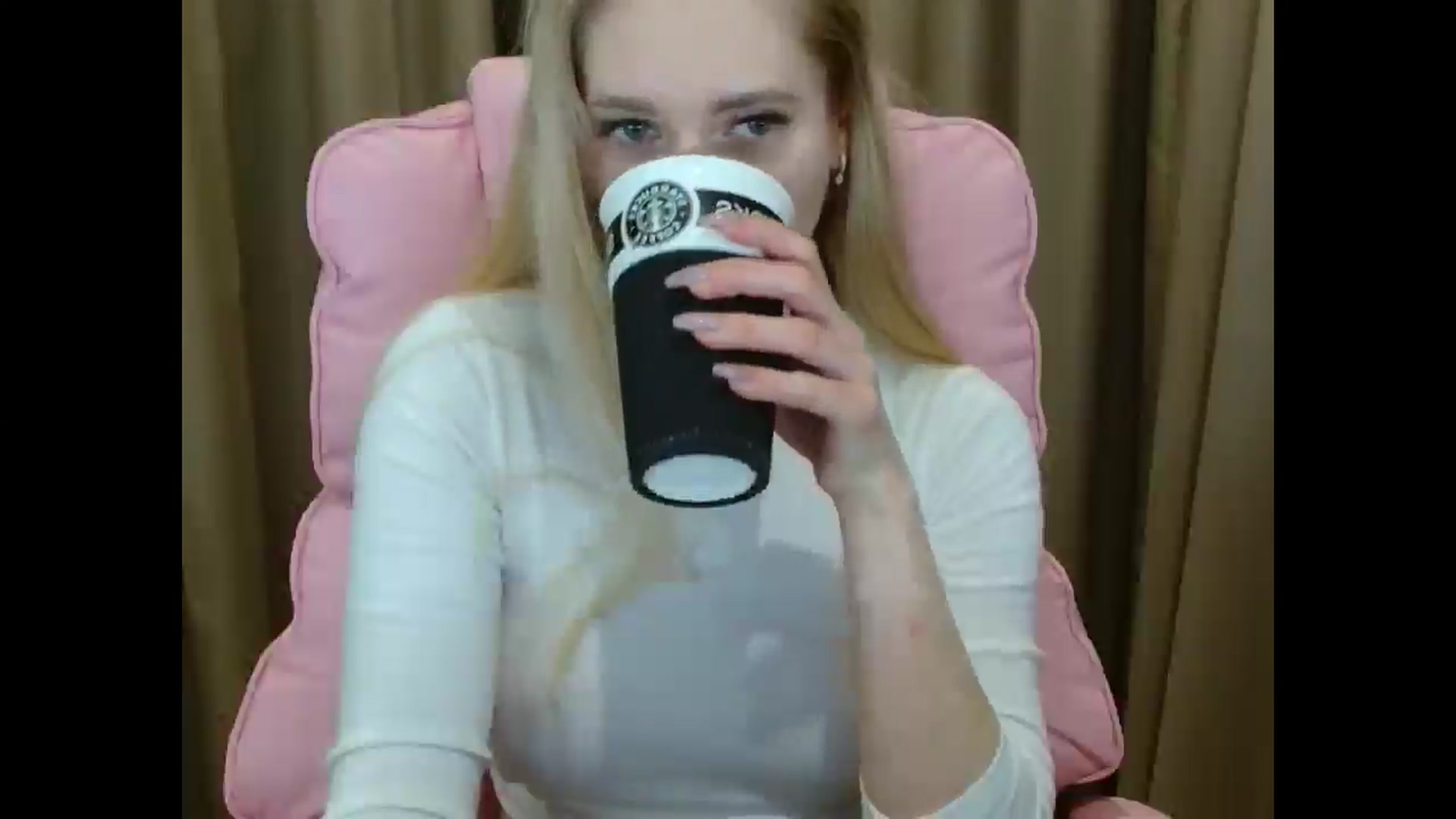 Gallery image thumbnail from Miss_Sylvia's myfreecams stream on, 03/27/2025, 20:30 image 11 of 20