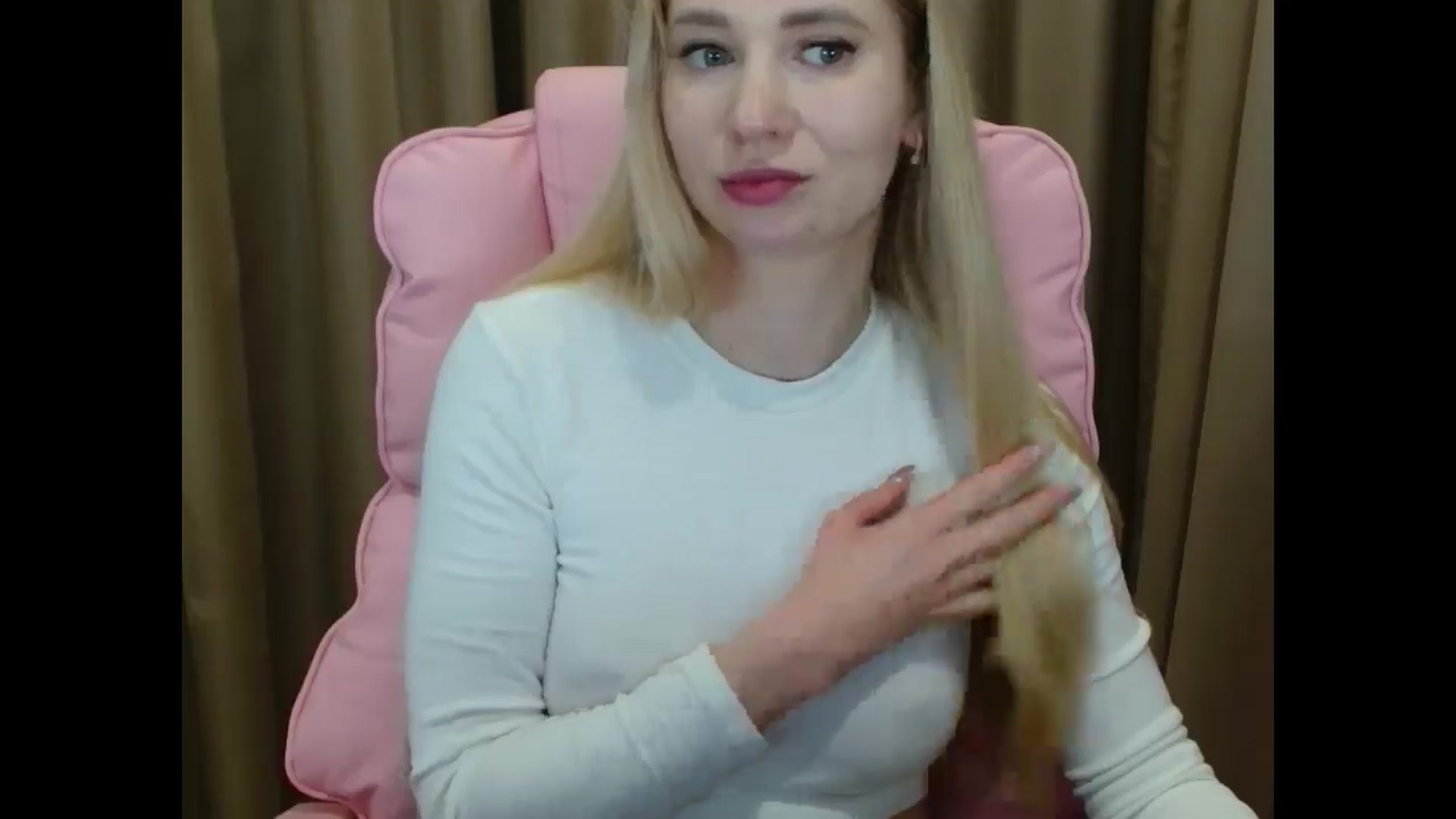 Gallery image thumbnail from Miss_Sylvia's myfreecams stream on, 03/27/2025, 21:37 image 20 of 20
