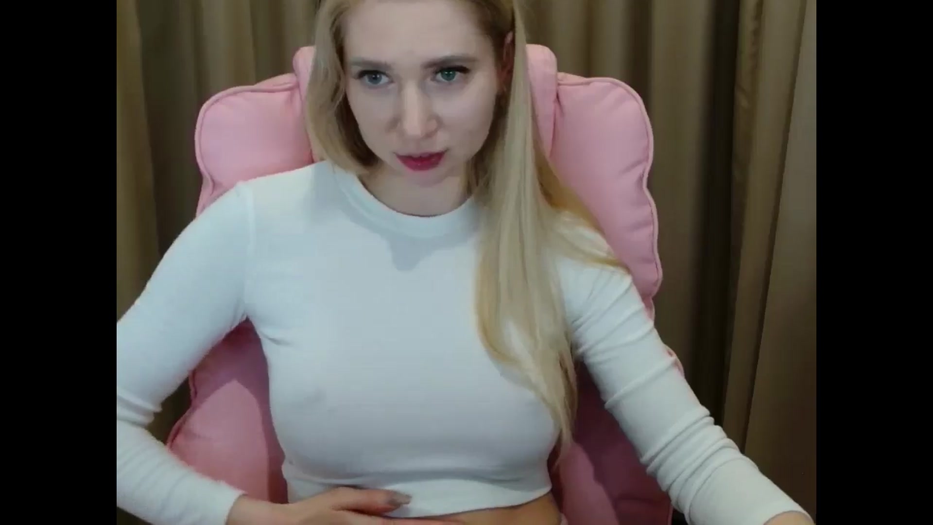 Gallery image thumbnail from Miss_Sylvia's myfreecams stream on, 03/27/2025, 21:37 image 8 of 20