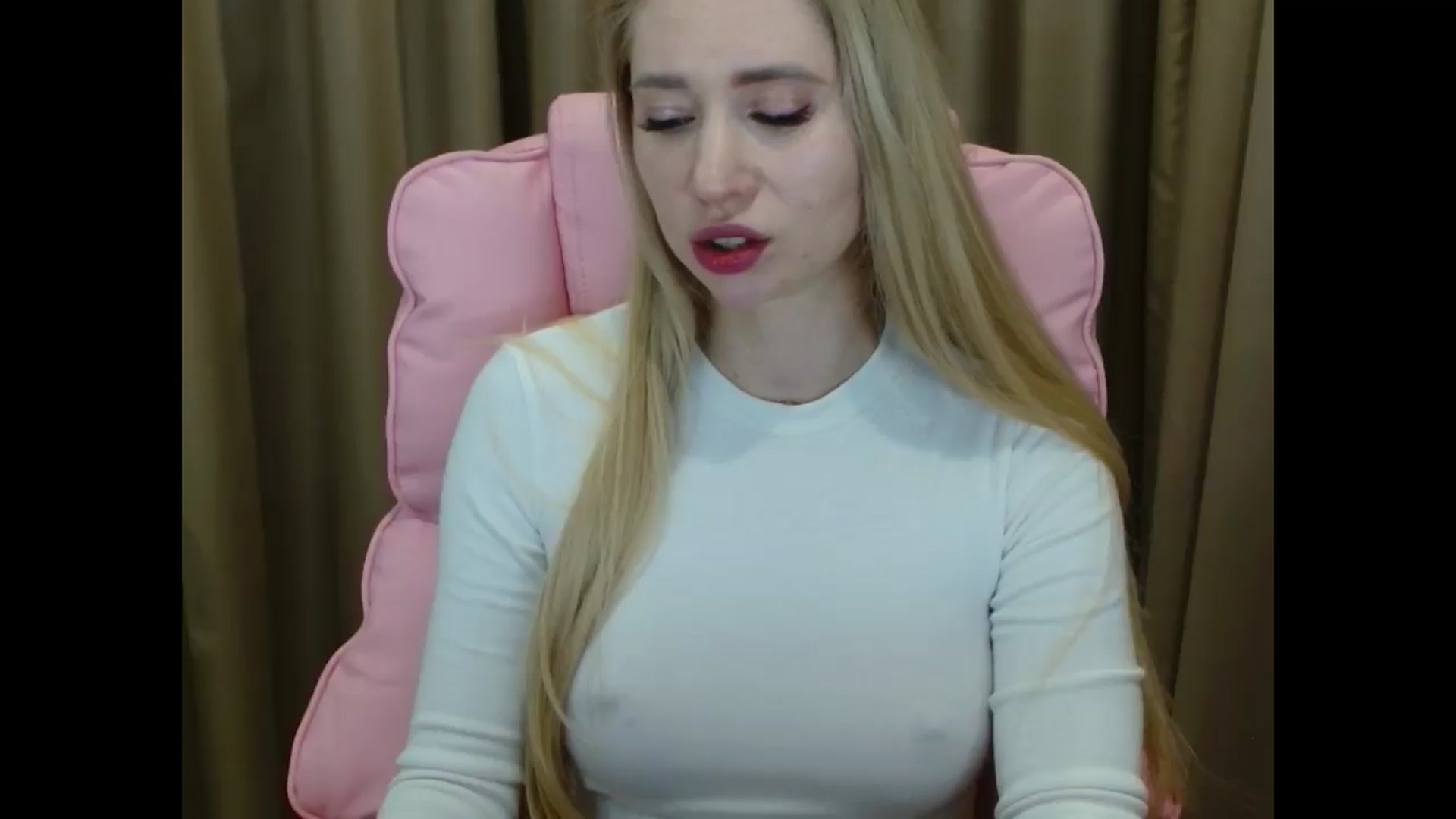 Gallery image thumbnail from Miss_Sylvia's myfreecams stream on, 03/27/2025, 21:37 image 4 of 20