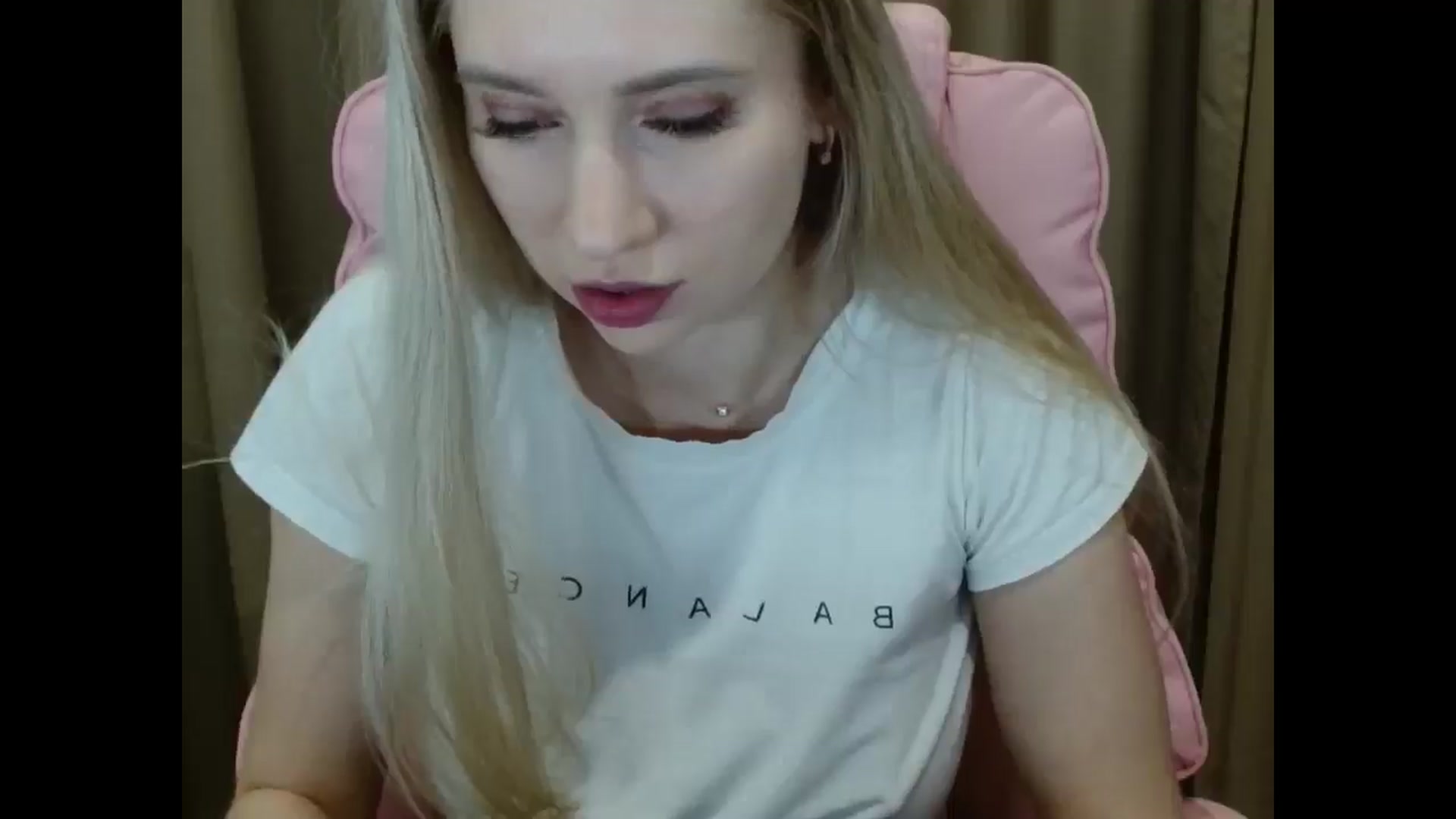 Gallery image thumbnail from Miss_Sylvia's myfreecams stream on, 03/30/2025, 18:29 image 9 of 20