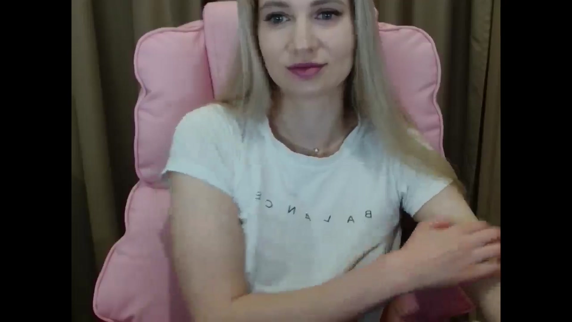 Gallery image thumbnail from Miss_Sylvia's myfreecams stream on, 03/30/2025, 18:29 image 11 of 20