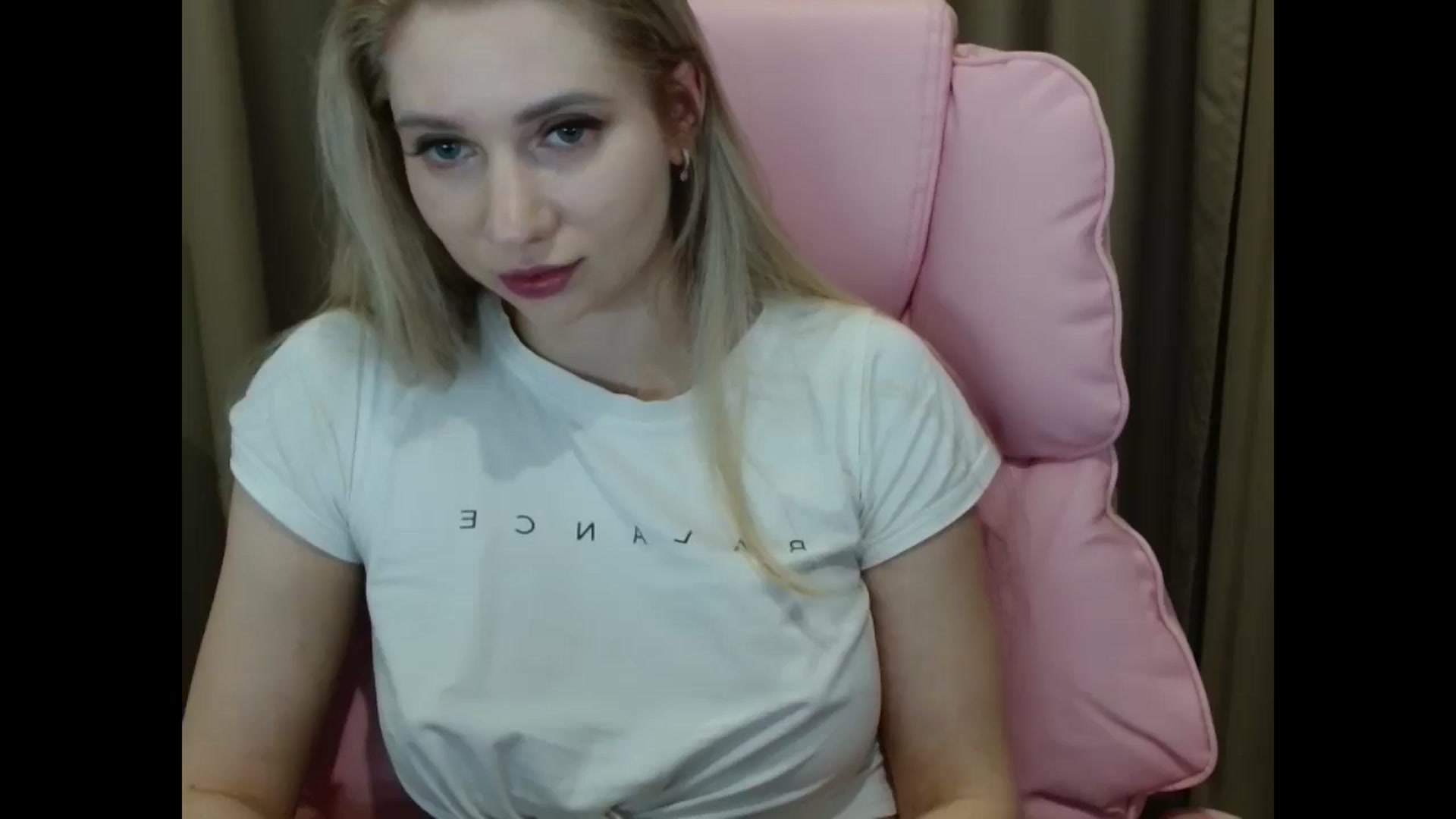 Gallery image thumbnail from Miss_Sylvia's myfreecams stream on, 03/30/2025, 18:29 image 6 of 20
