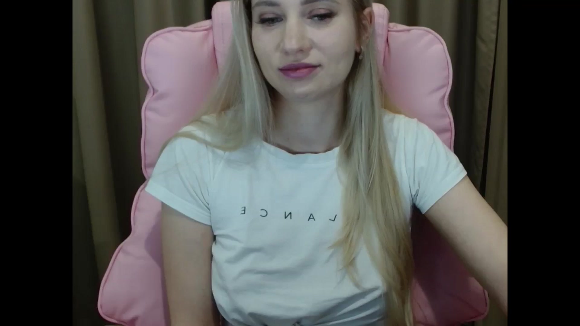 Gallery image thumbnail from Miss_Sylvia's myfreecams stream on, 03/30/2025, 18:29 image 20 of 20