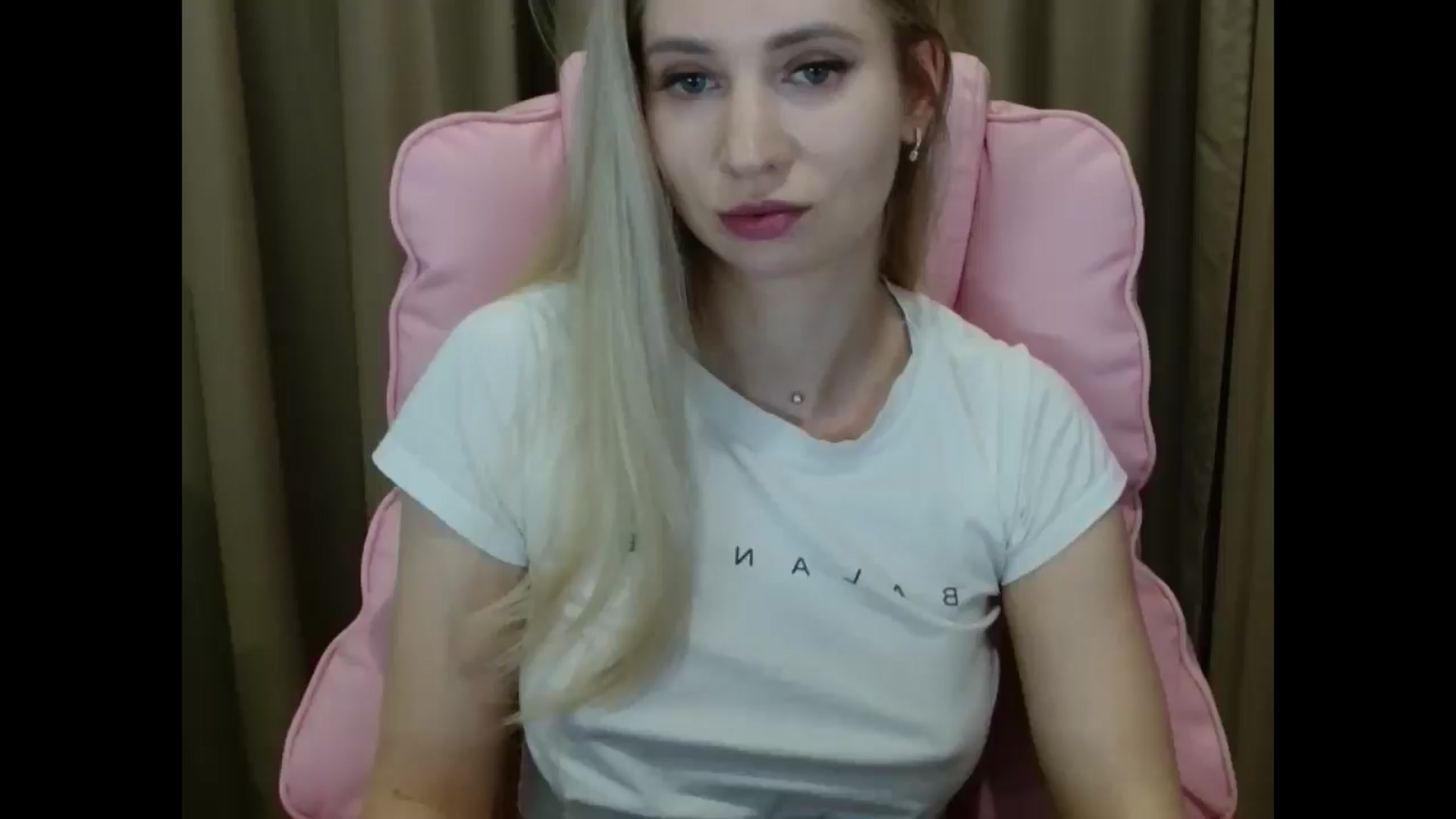 Gallery image thumbnail from Miss_Sylvia's myfreecams stream on, 03/30/2025, 19:29 image 16 of 20