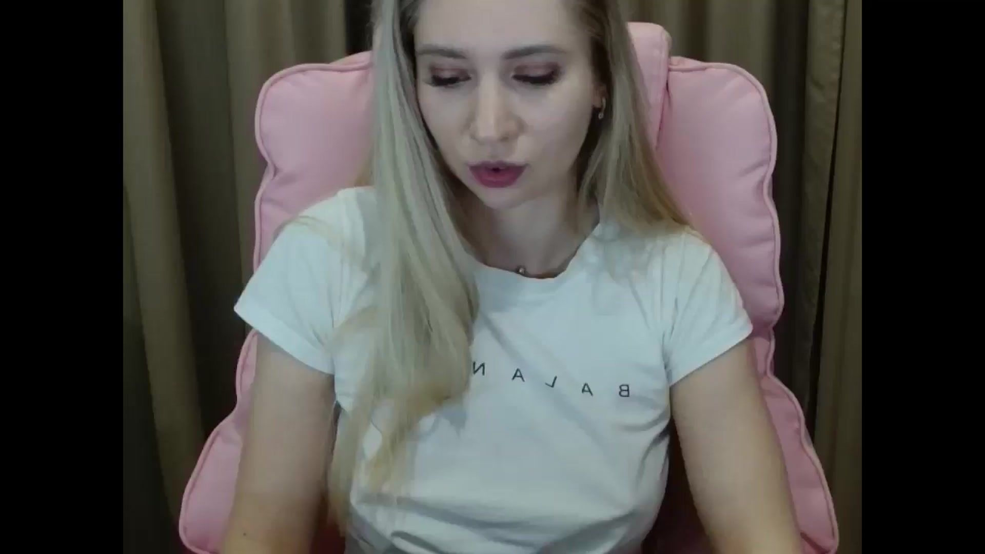 Gallery image thumbnail from Miss_Sylvia's myfreecams stream on, 03/30/2025, 20:02 image 5 of 20