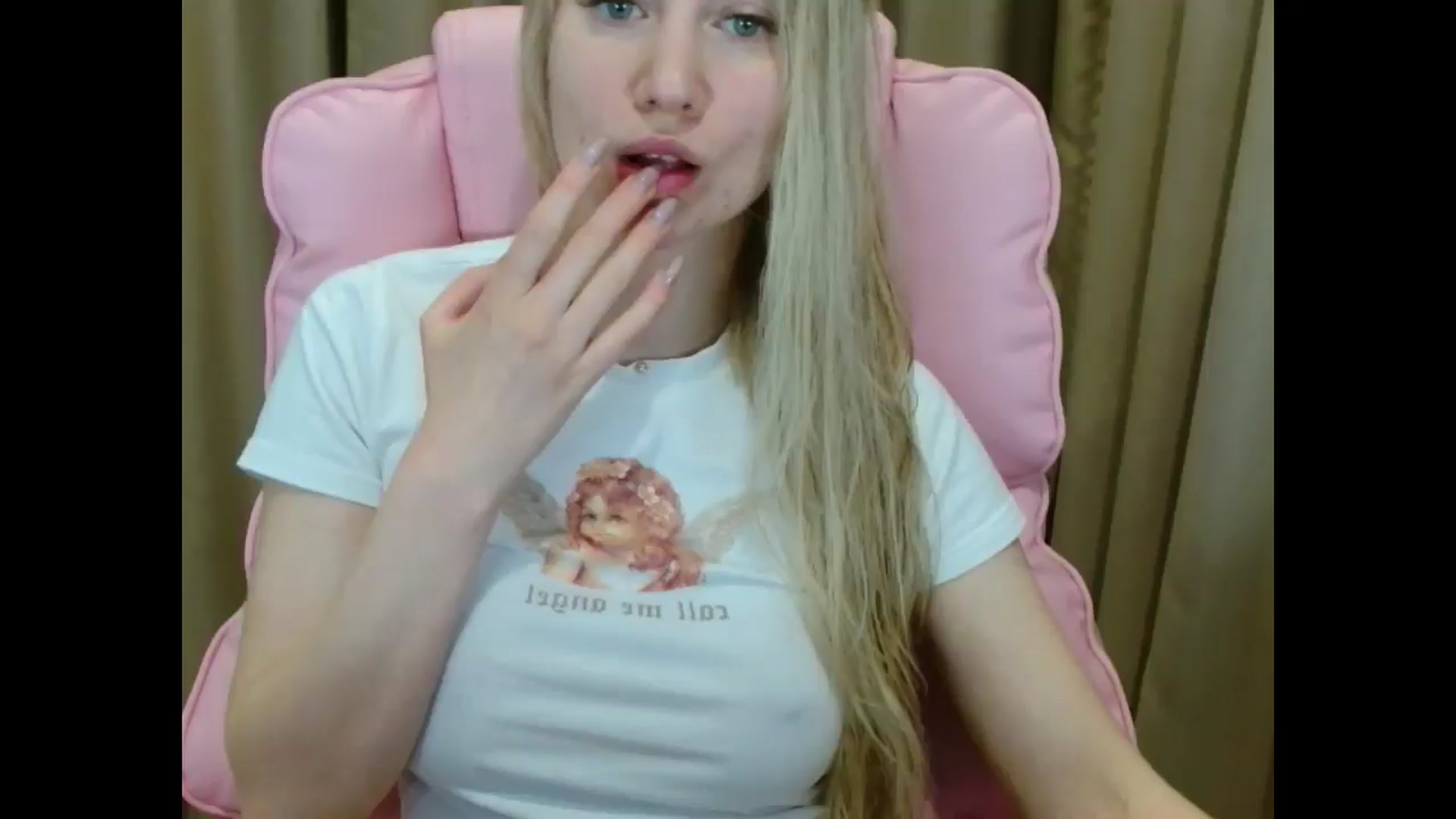 Gallery image thumbnail from Miss_Sylvia's myfreecams stream on, 03/31/2025, 20:57 image 5 of 20