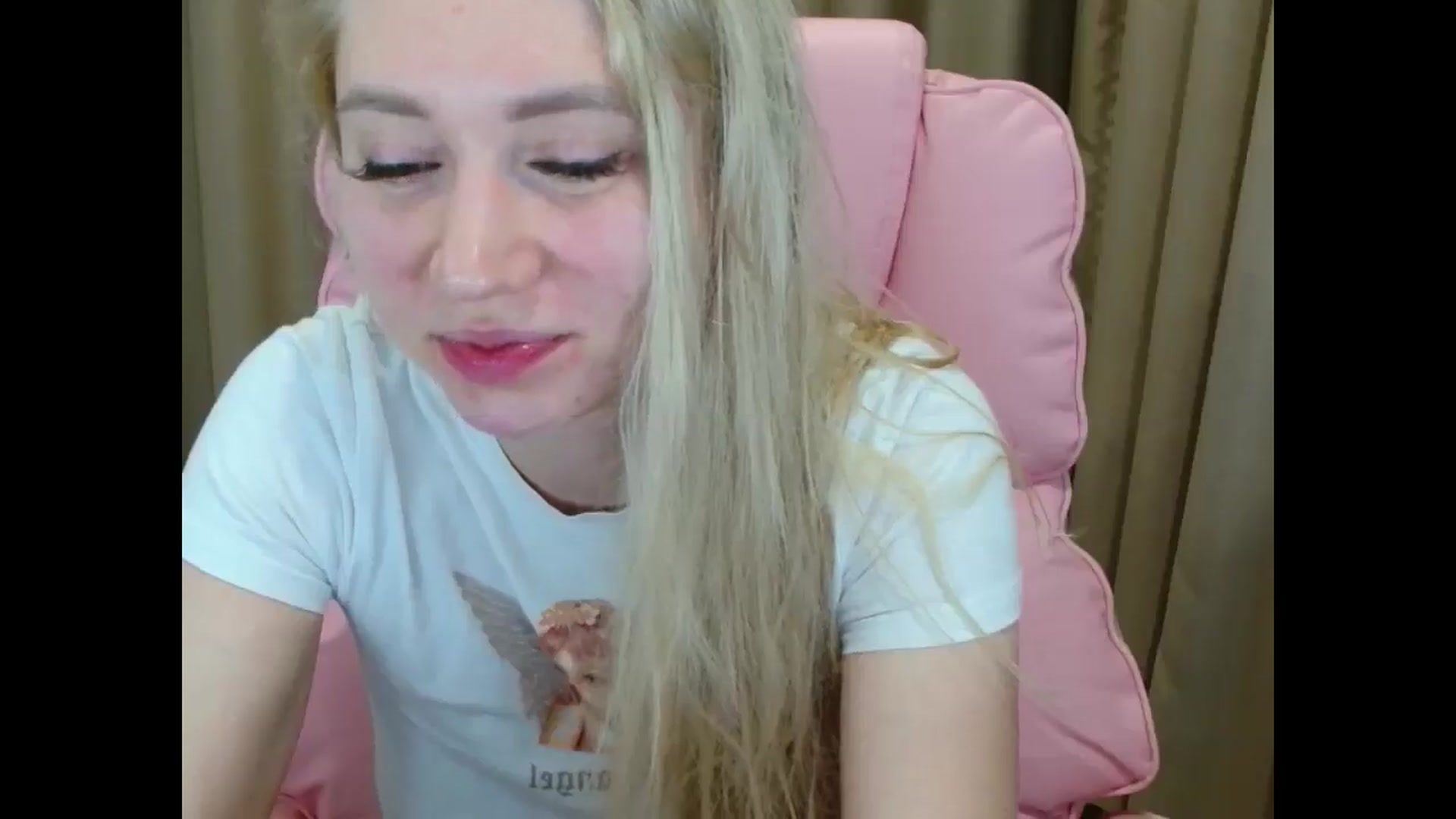 Gallery image thumbnail from Miss_Sylvia's myfreecams stream on, 03/31/2025, 20:57 image 11 of 20