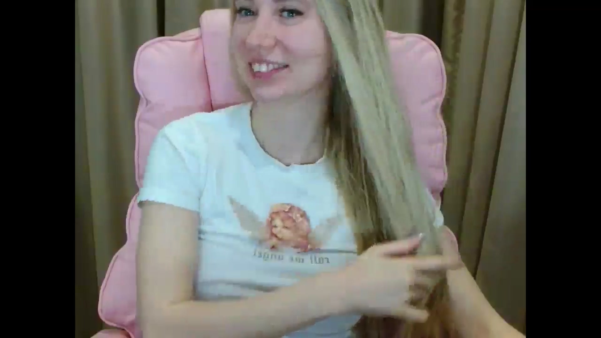 Gallery image thumbnail from Miss_Sylvia's myfreecams stream on, 03/31/2025, 20:57 image 7 of 20