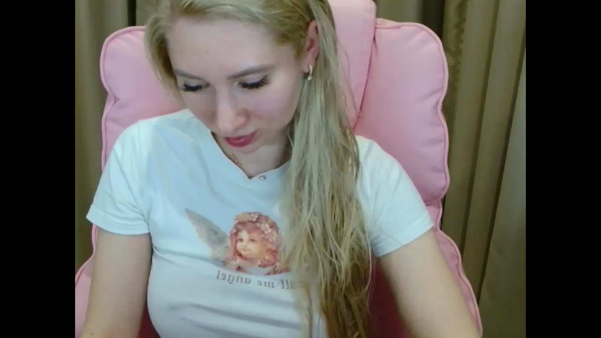 Gallery image thumbnail from Miss_Sylvia's myfreecams stream on, 03/31/2025, 20:57 image 2 of 20