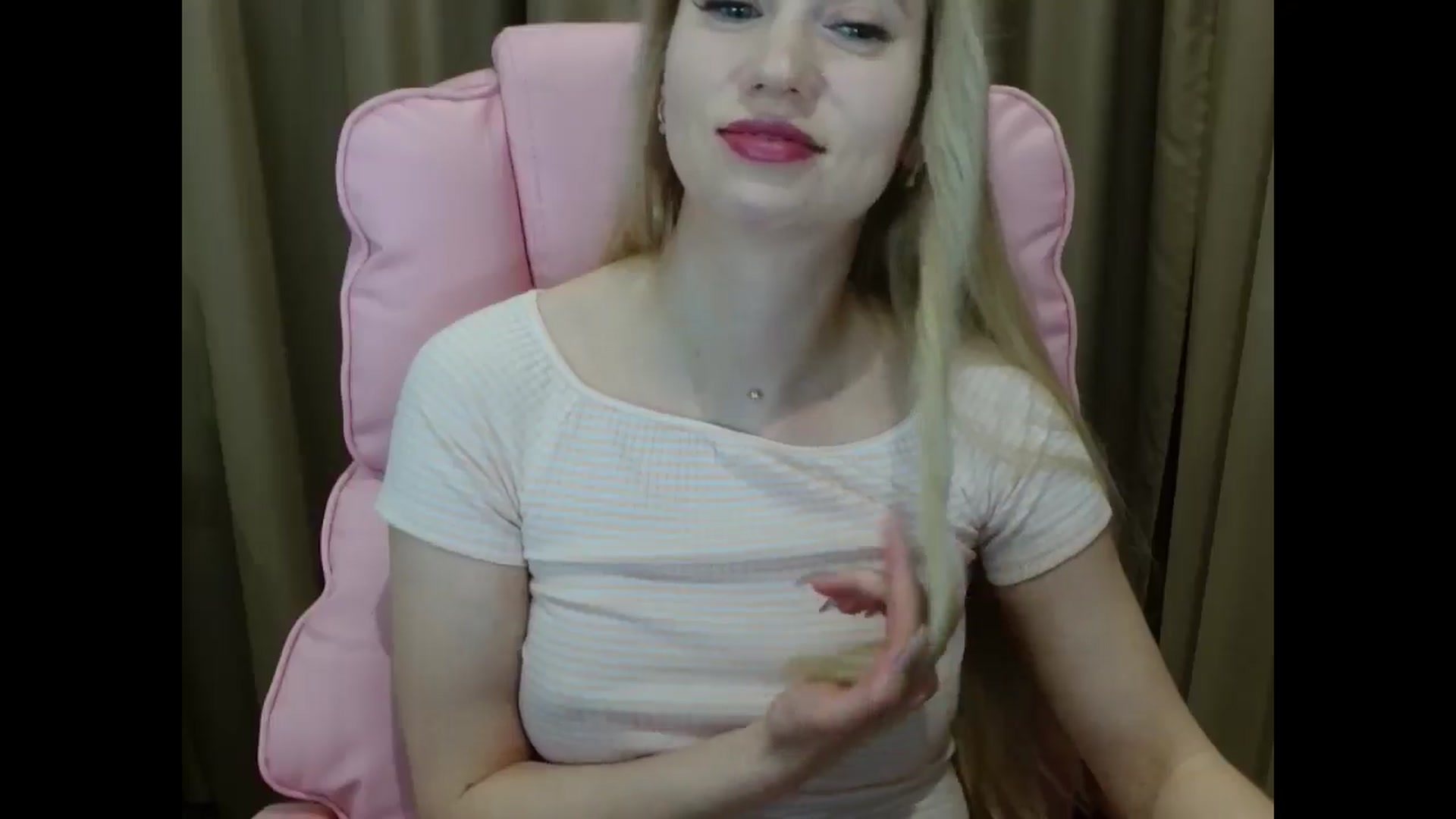 Gallery image thumbnail from Miss_Sylvia's myfreecams stream on, 04/01/2025, 18:42 image 8 of 20