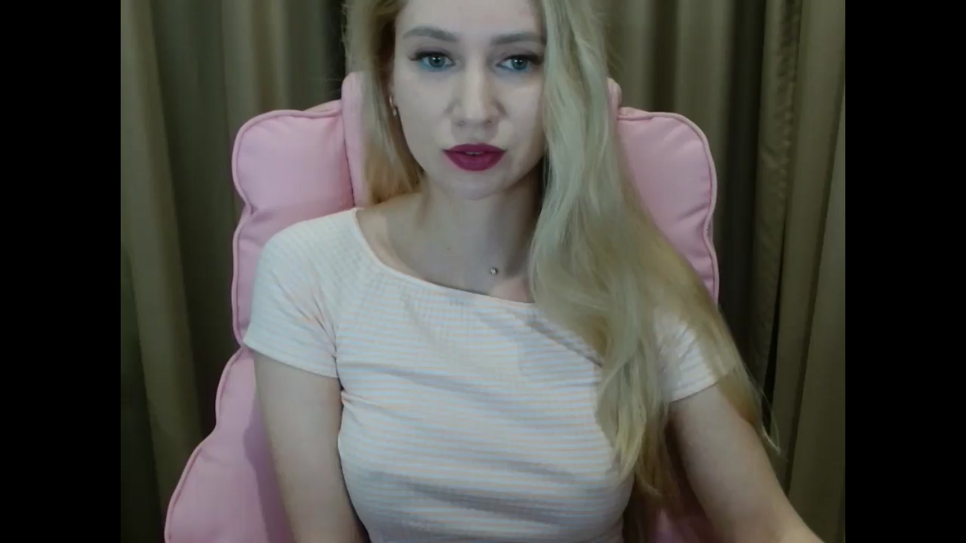 Gallery image thumbnail from Miss_Sylvia's myfreecams stream on, 04/01/2025, 18:42 image 1 of 20