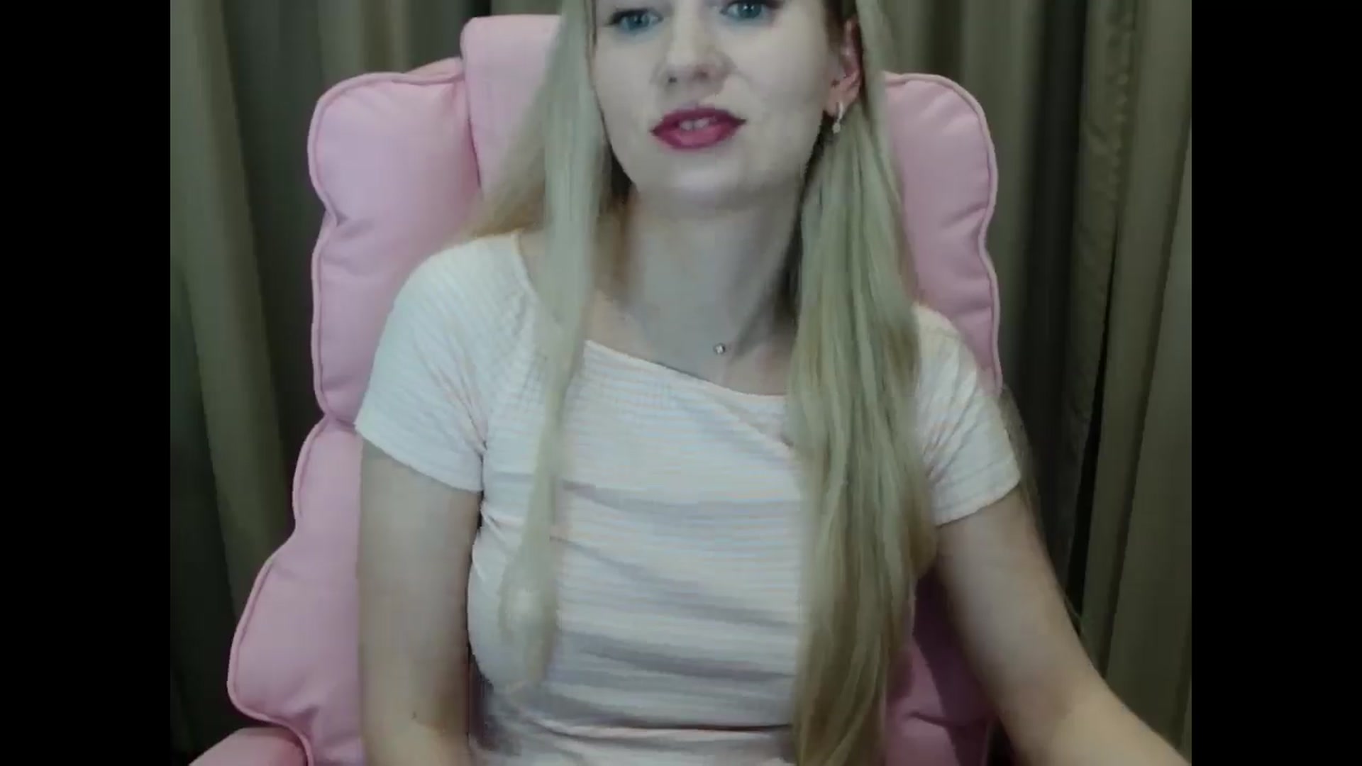 Gallery image thumbnail from Miss_Sylvia's myfreecams stream on, 04/01/2025, 18:42 image 6 of 20