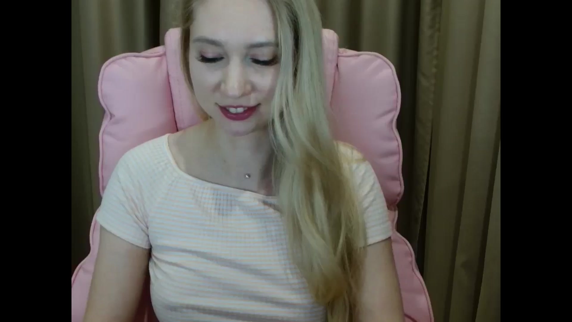 Gallery image thumbnail from Miss_Sylvia's myfreecams stream on, 04/01/2025, 20:26 image 17 of 20