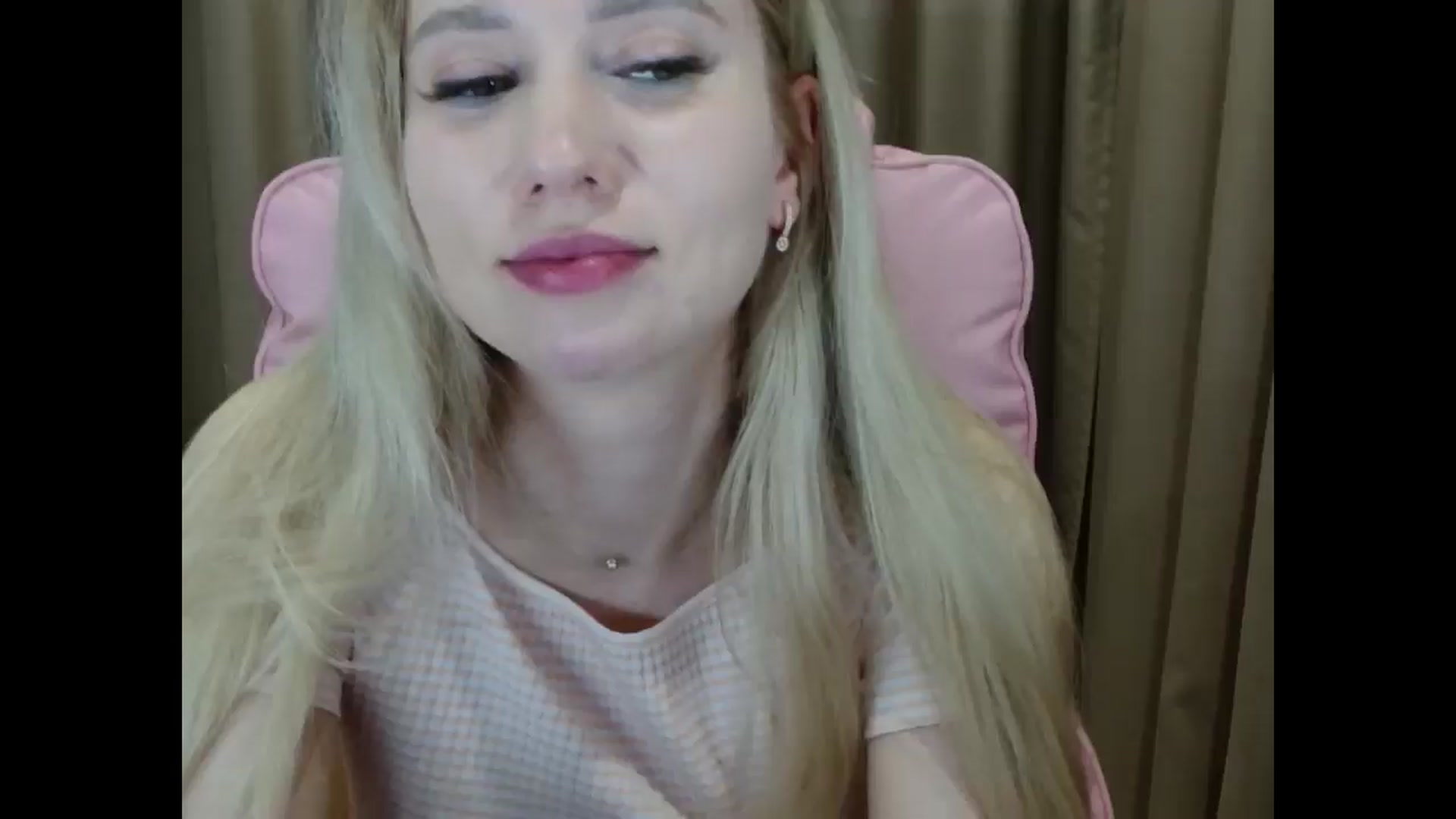Gallery image thumbnail from Miss_Sylvia's myfreecams stream on, 04/01/2025, 20:26 image 1 of 20